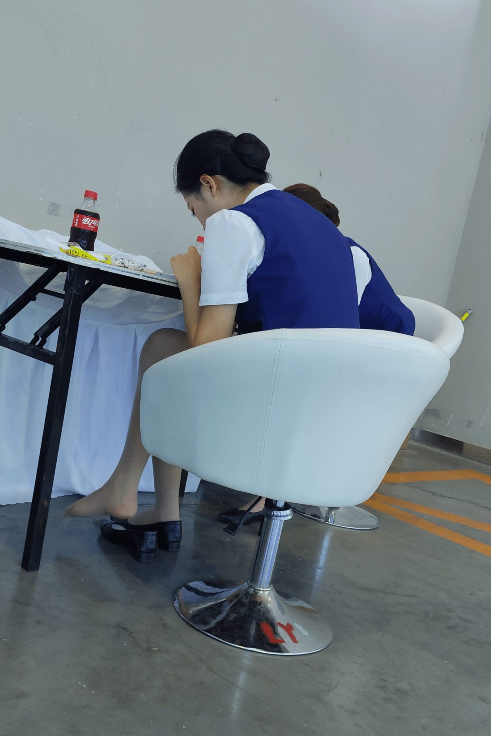 GS-T741 4K视频后台经典制服肉丝穿一天脱鞋震撼 【4分30秒 1.97G】