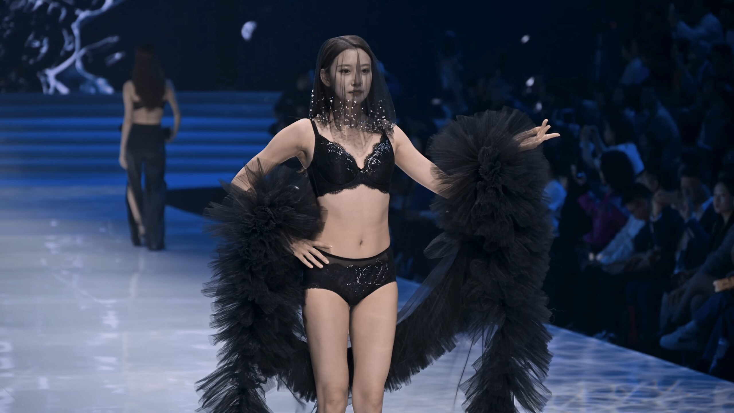 2025 深圳内衣展 展会模特【9分52秒  1.72G】