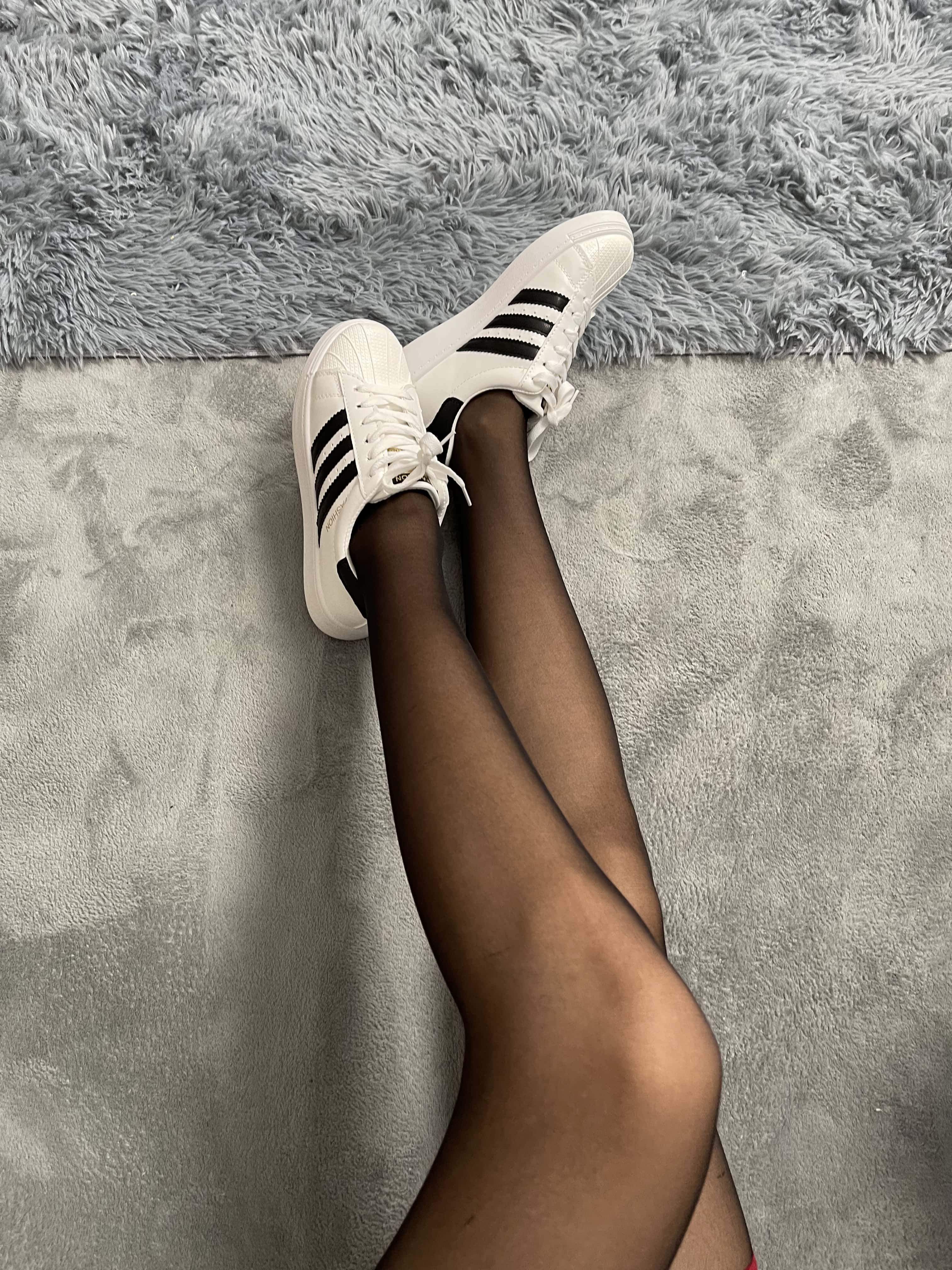 No.055 黑丝 贝壳头 [200P4V-1.56GB]