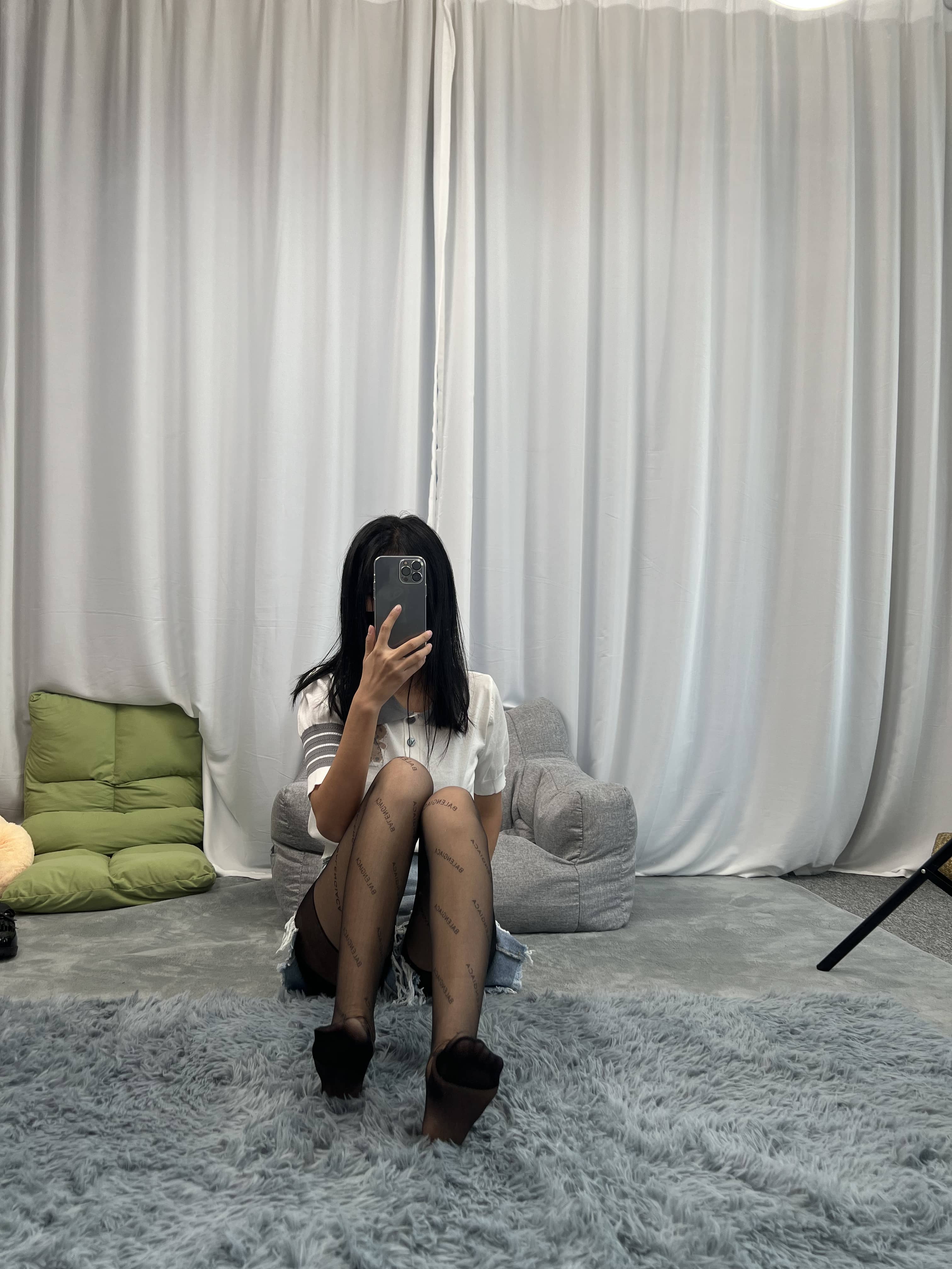 No.061 字母黑丝 帆布鞋 [173P-1.22GB]