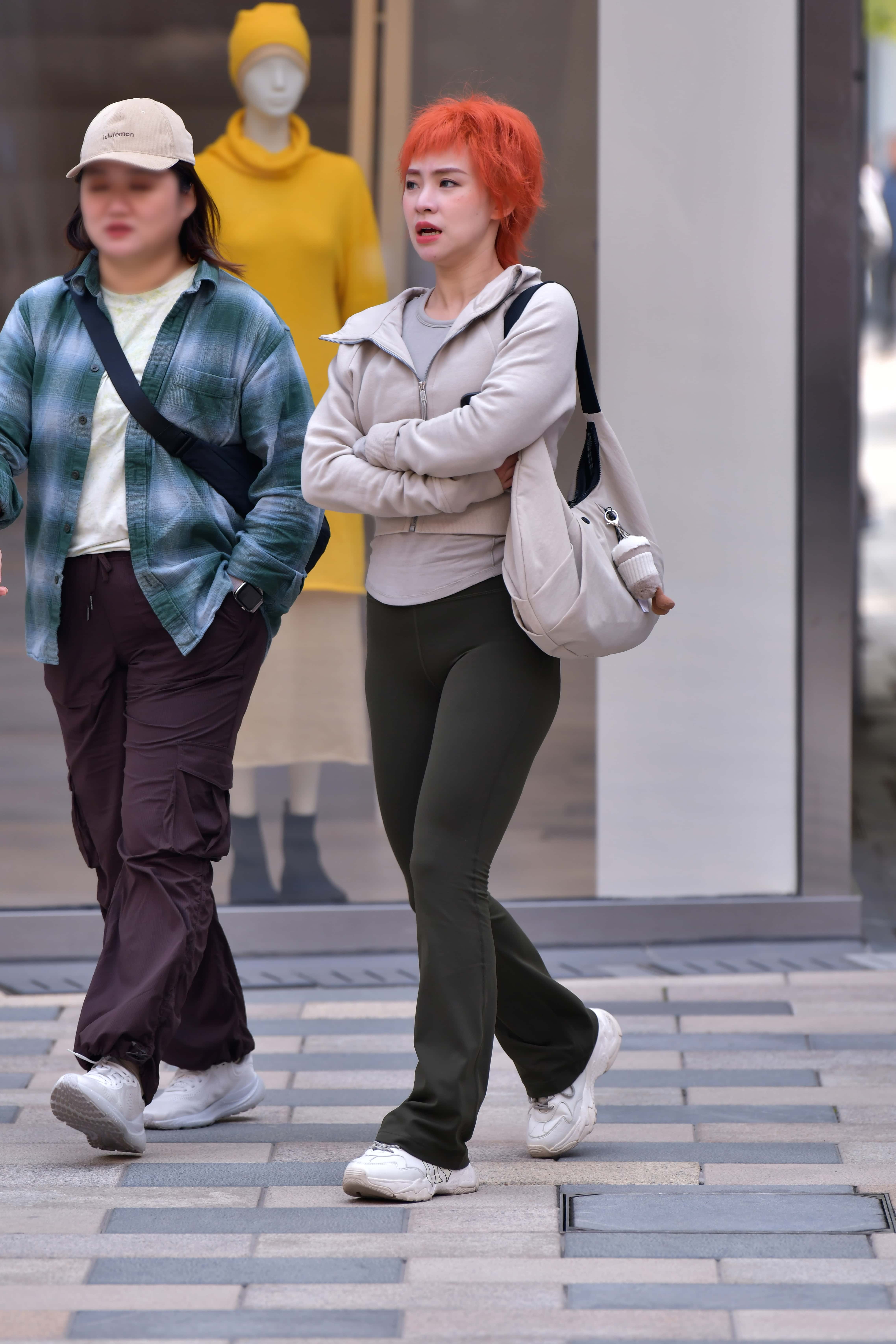 GS-T837  红发绿紧身裤美女 【100P  1.59G】