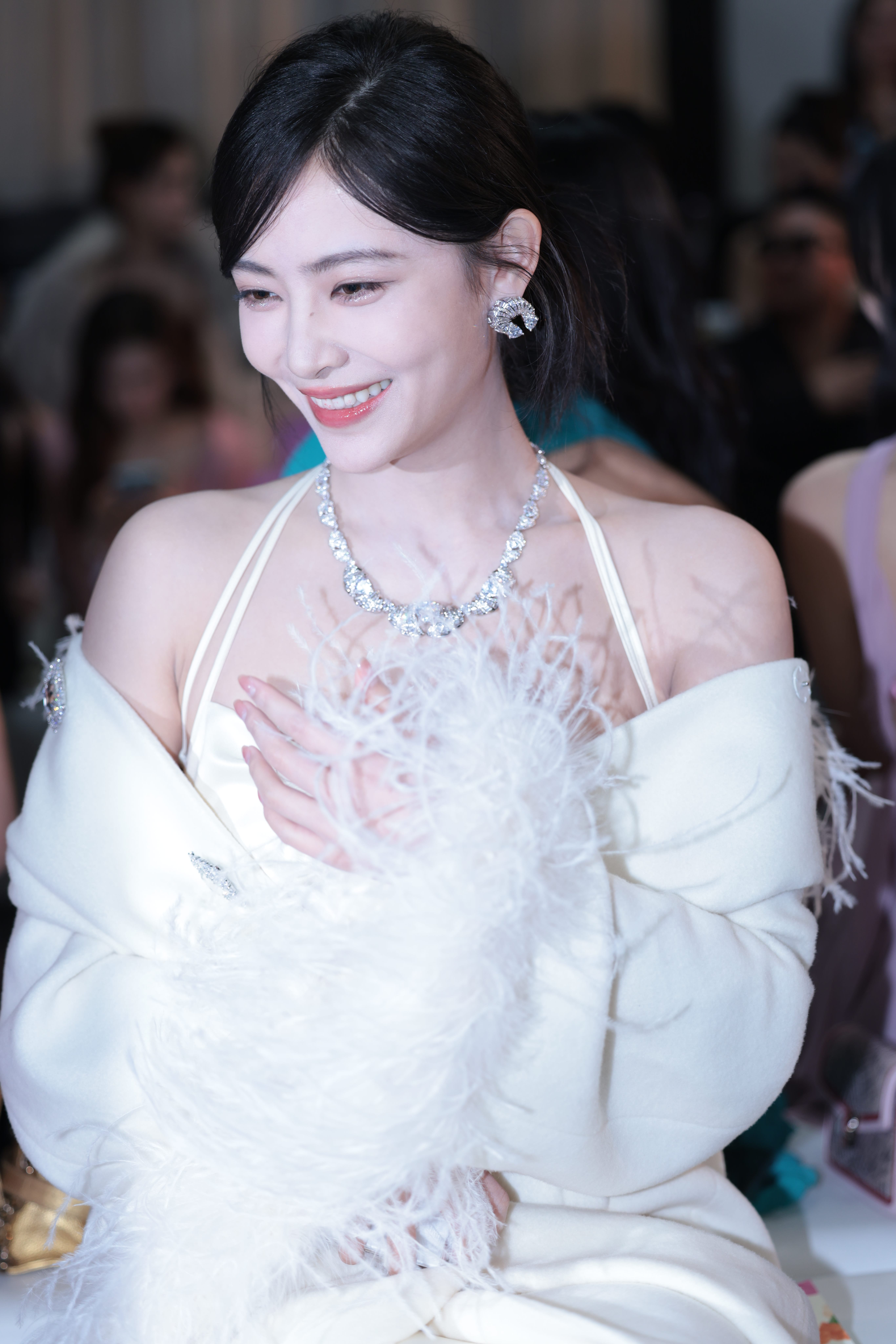 No.9809 优雅白裙 [96P-944MB]