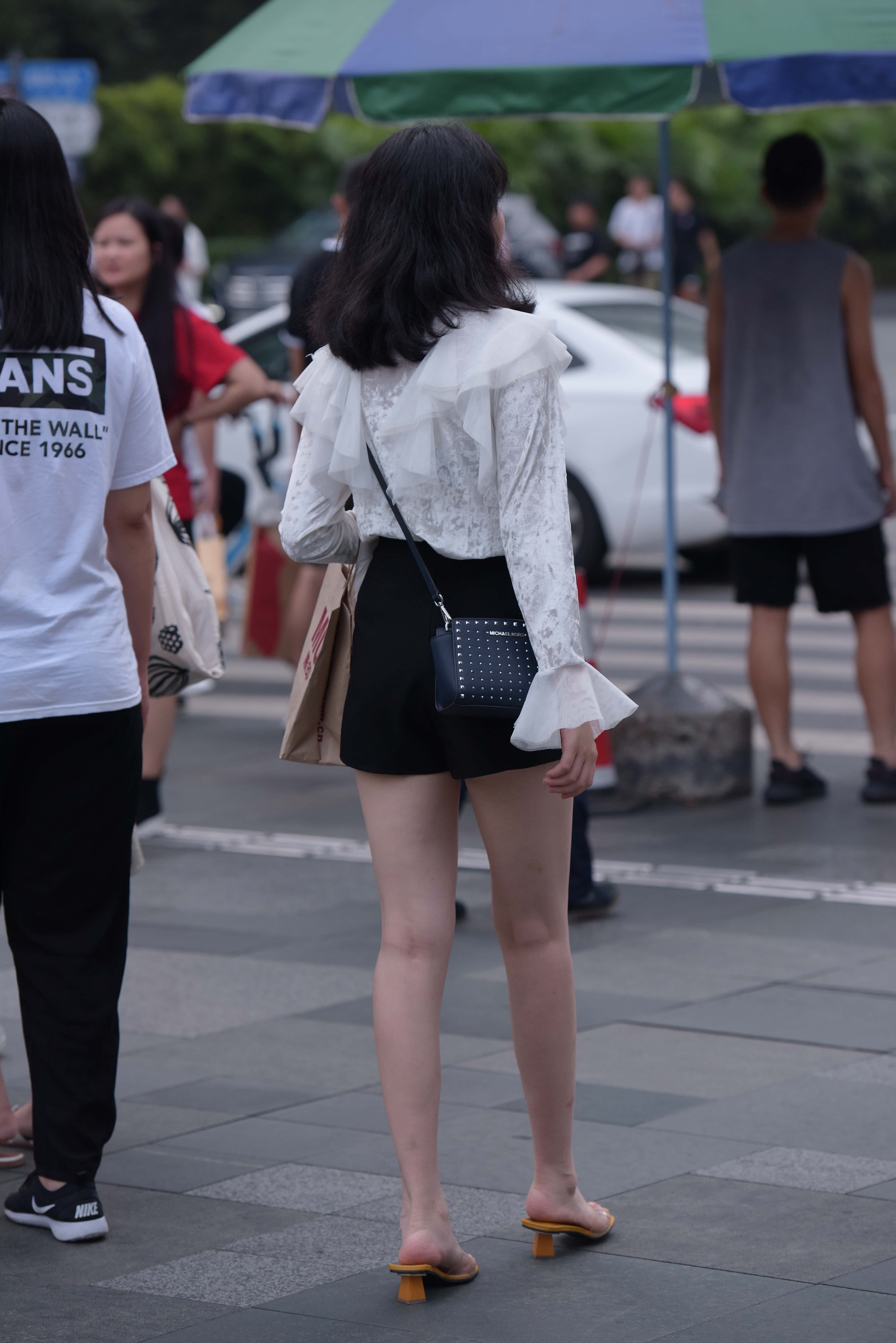 GS-K230 好长的美腿 【98P 1.80G】