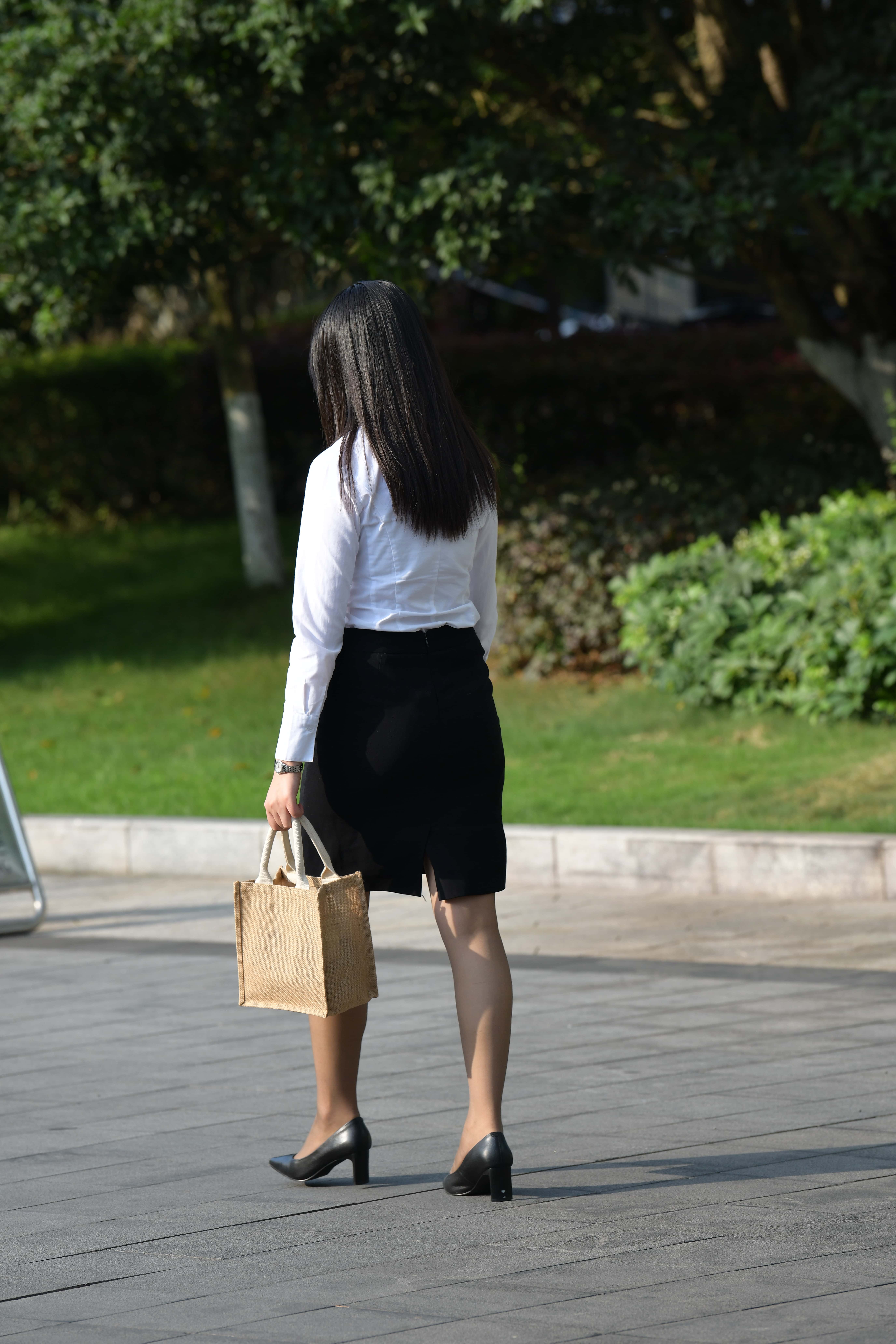 GS-T813   抓拍通勤装小姐姐好身材高颜值！ 【58P  1.31G】