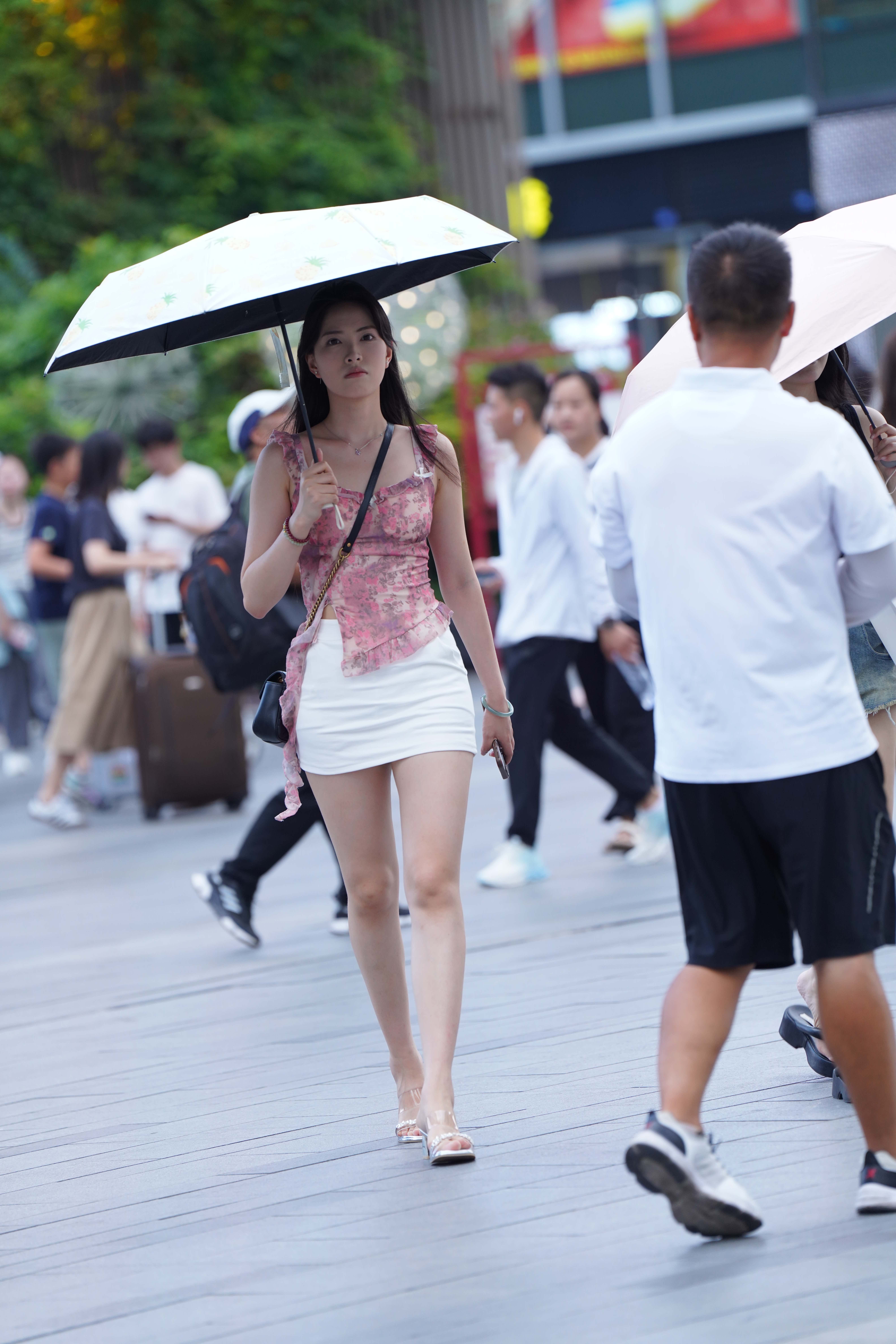 GS-T818  粉调碎花裙 【97P  1.33G】