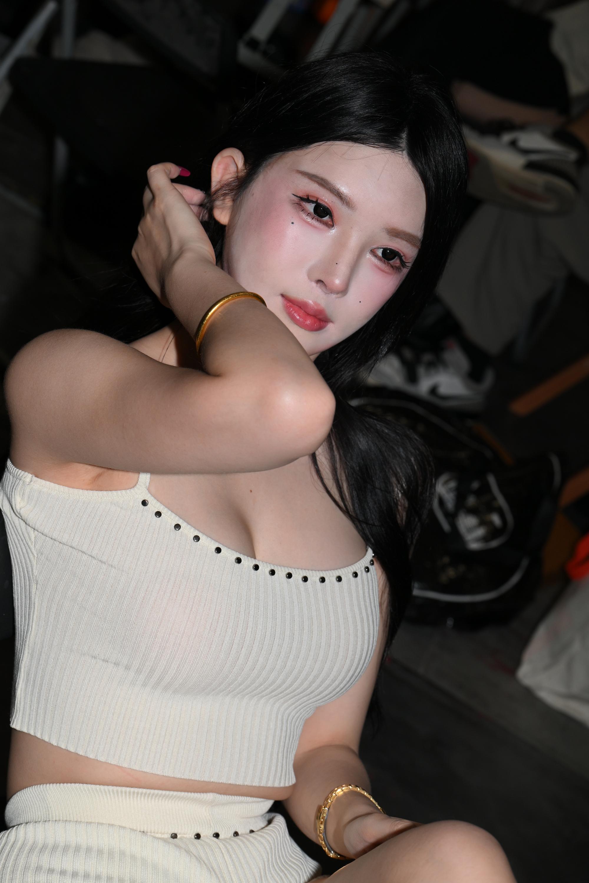 No.9843 性感美足妍熙 [152P-2.76GB]