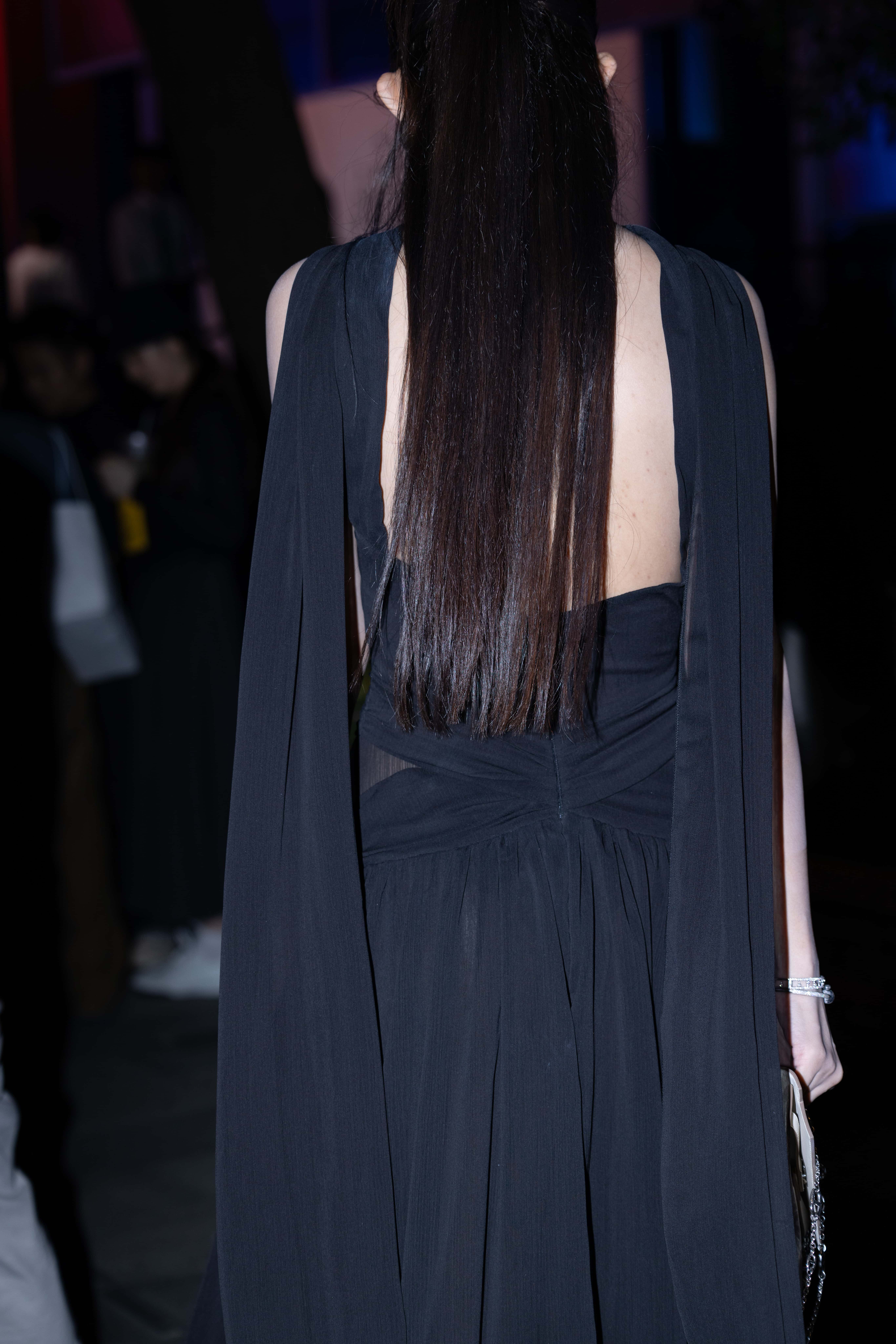 No.9822 镂空网纱裙 [64P-489MB]