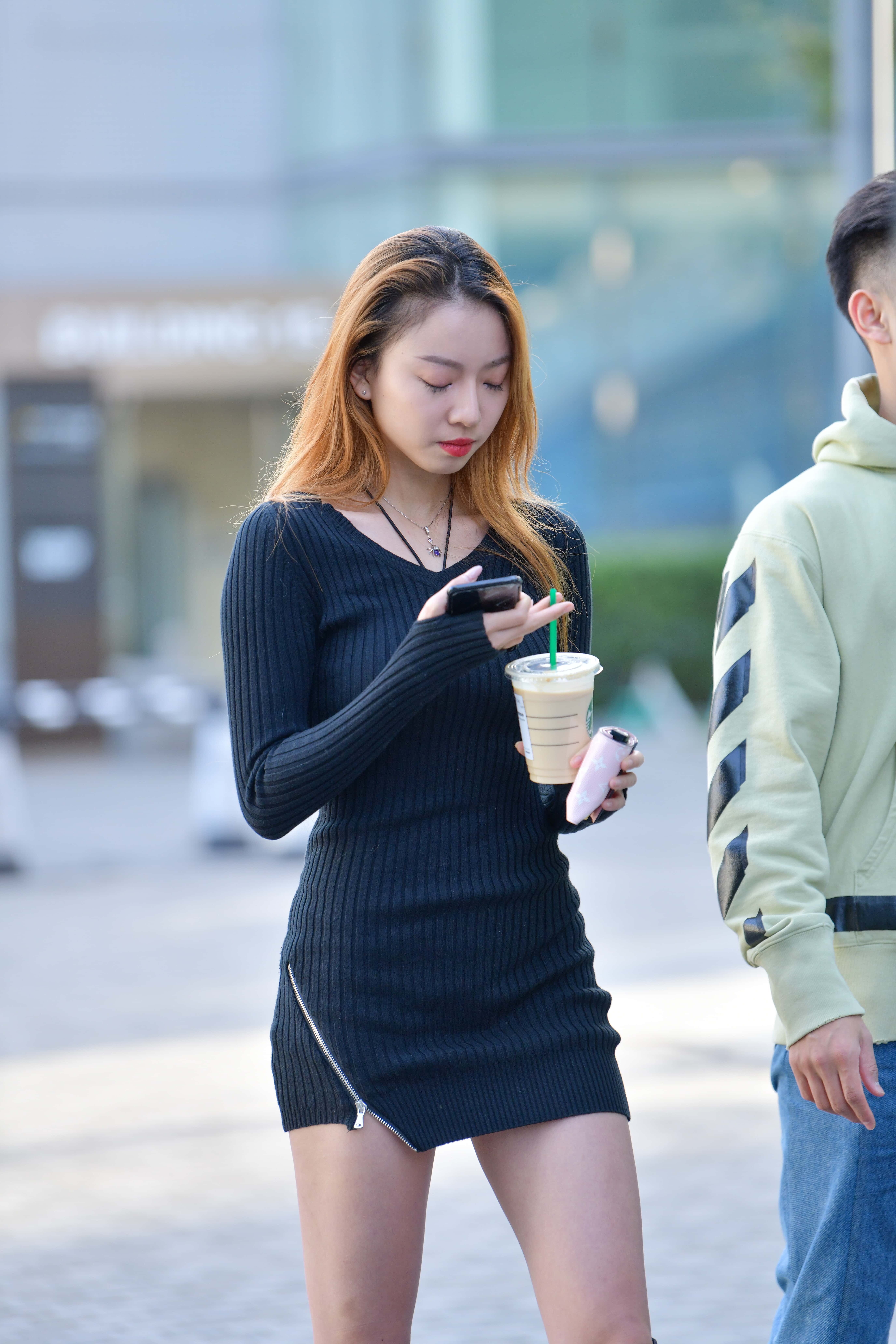 GS-K214 裸腿筒靴包屯裙美女 【34P 380M】