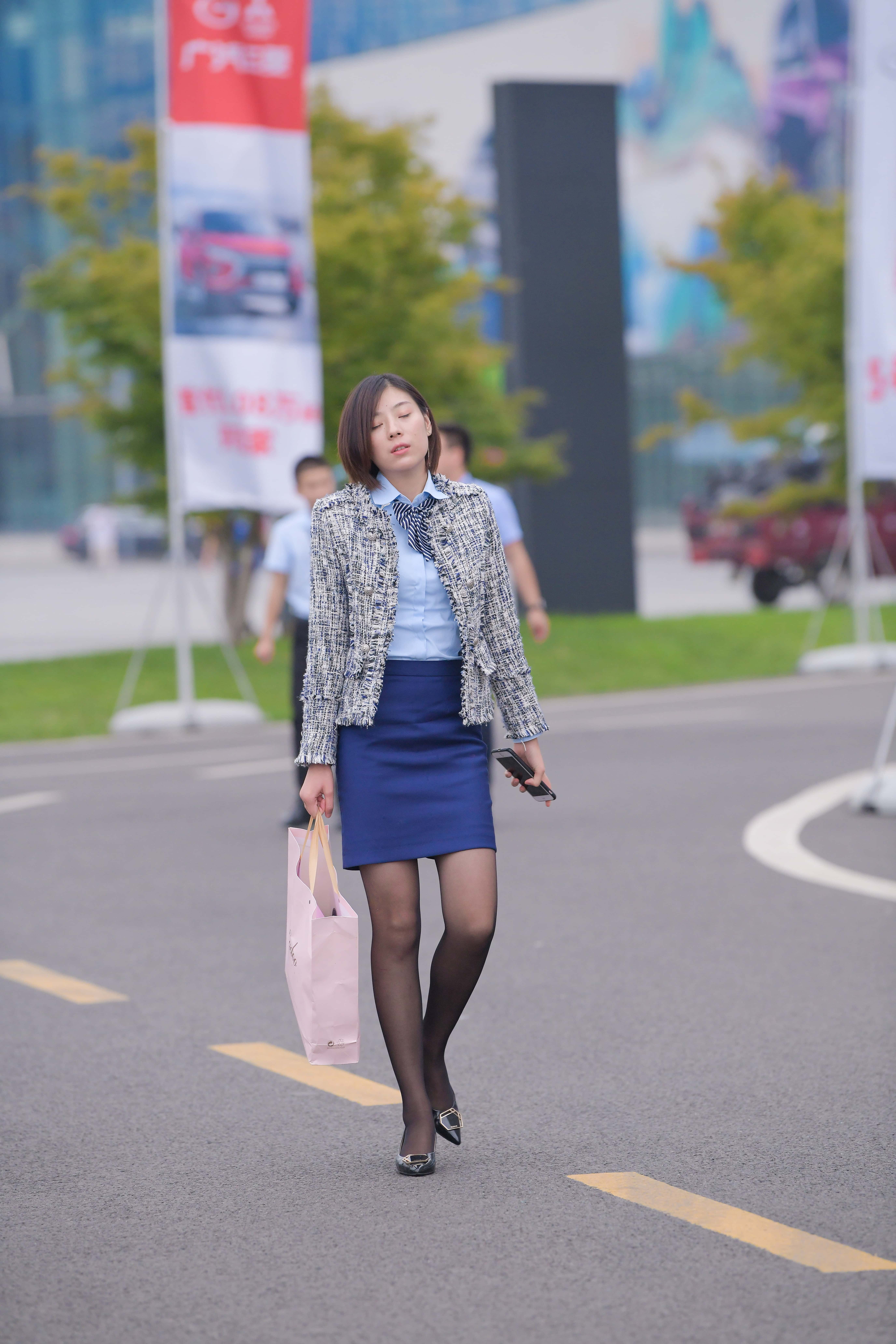 GS-K254 下班de韵味黑丝美女 【37P 657M】