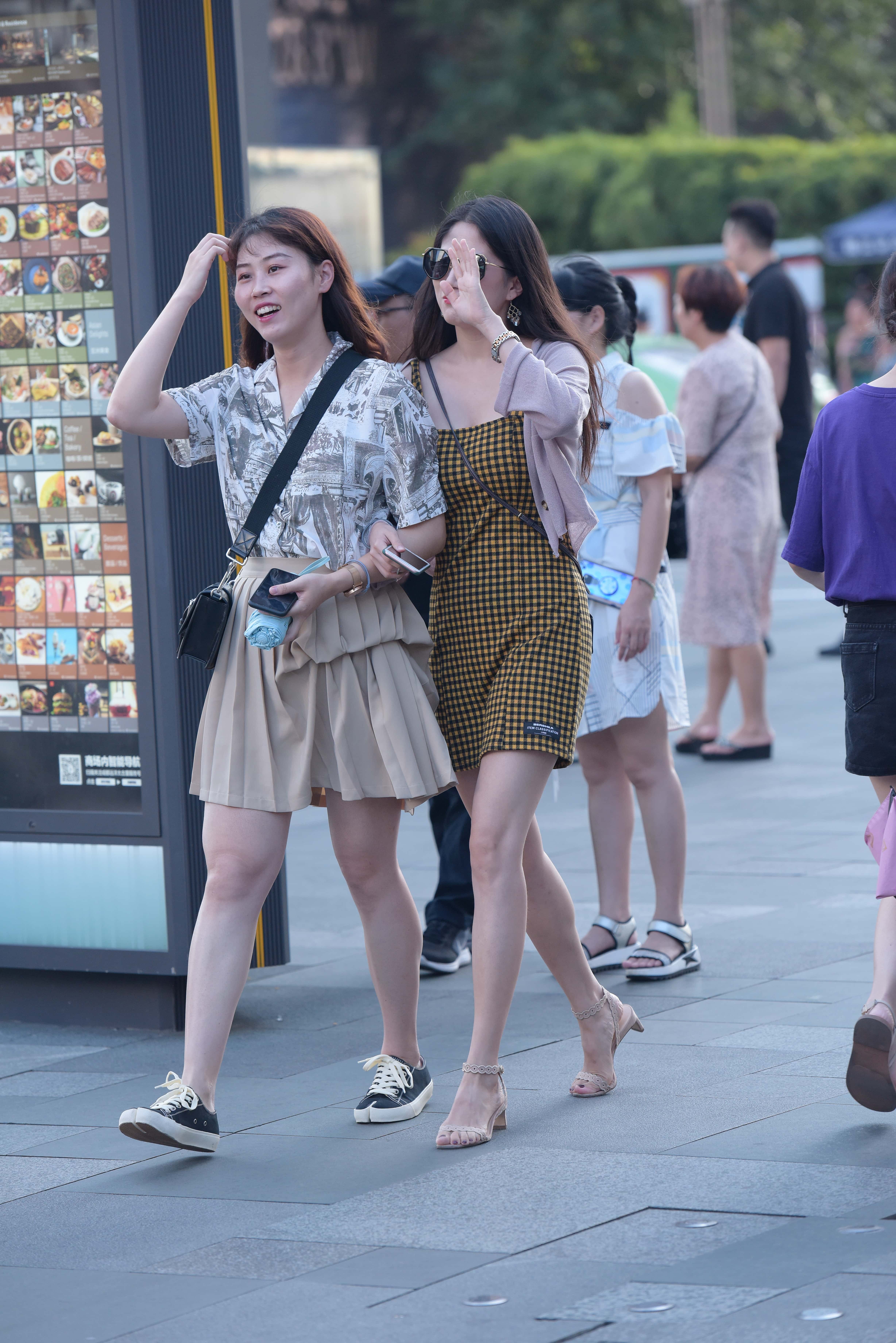 GS-K223 打招呼的美女 【36P 621M】