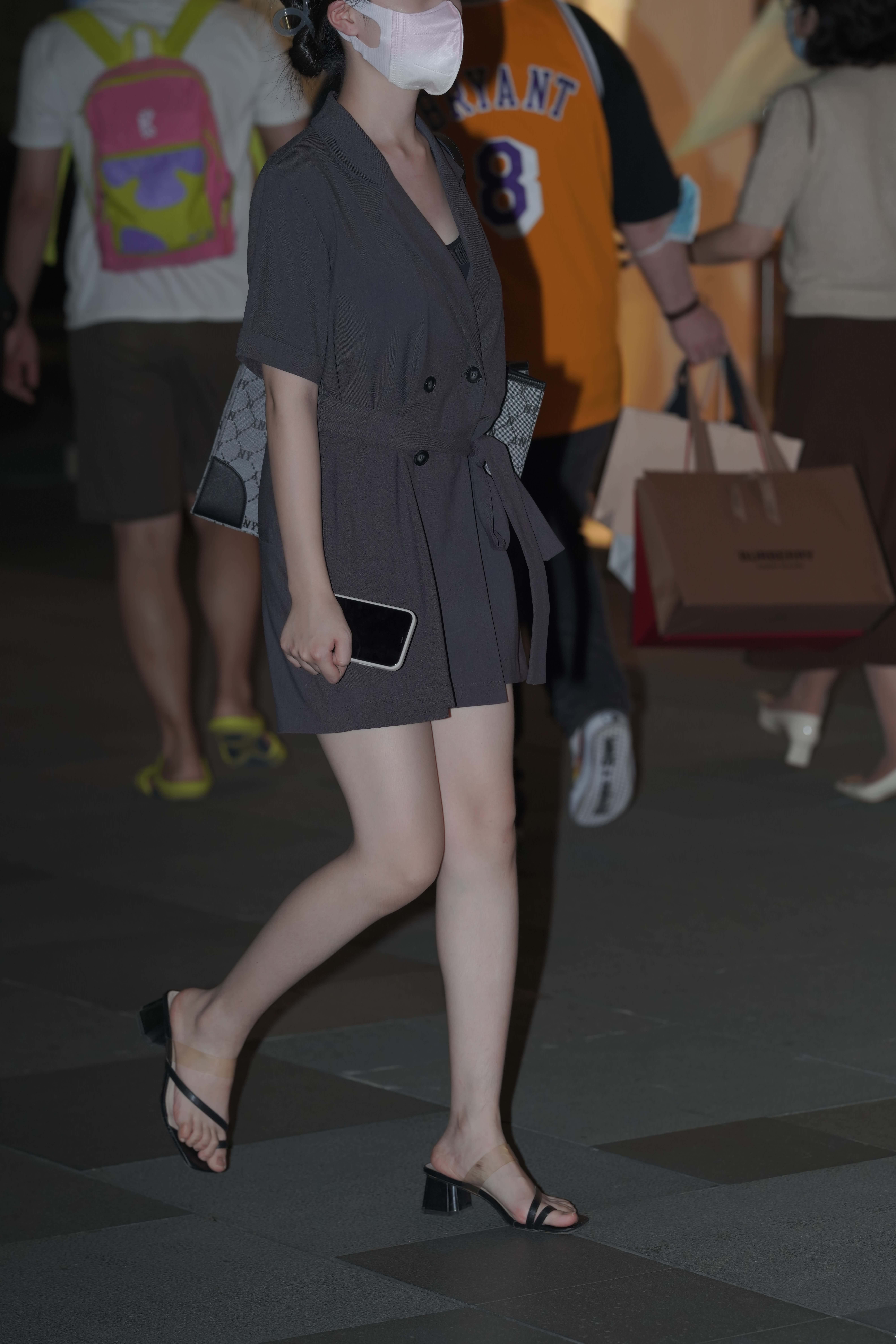 No.6072 包臀裙小姐姐 [23P-254MB]