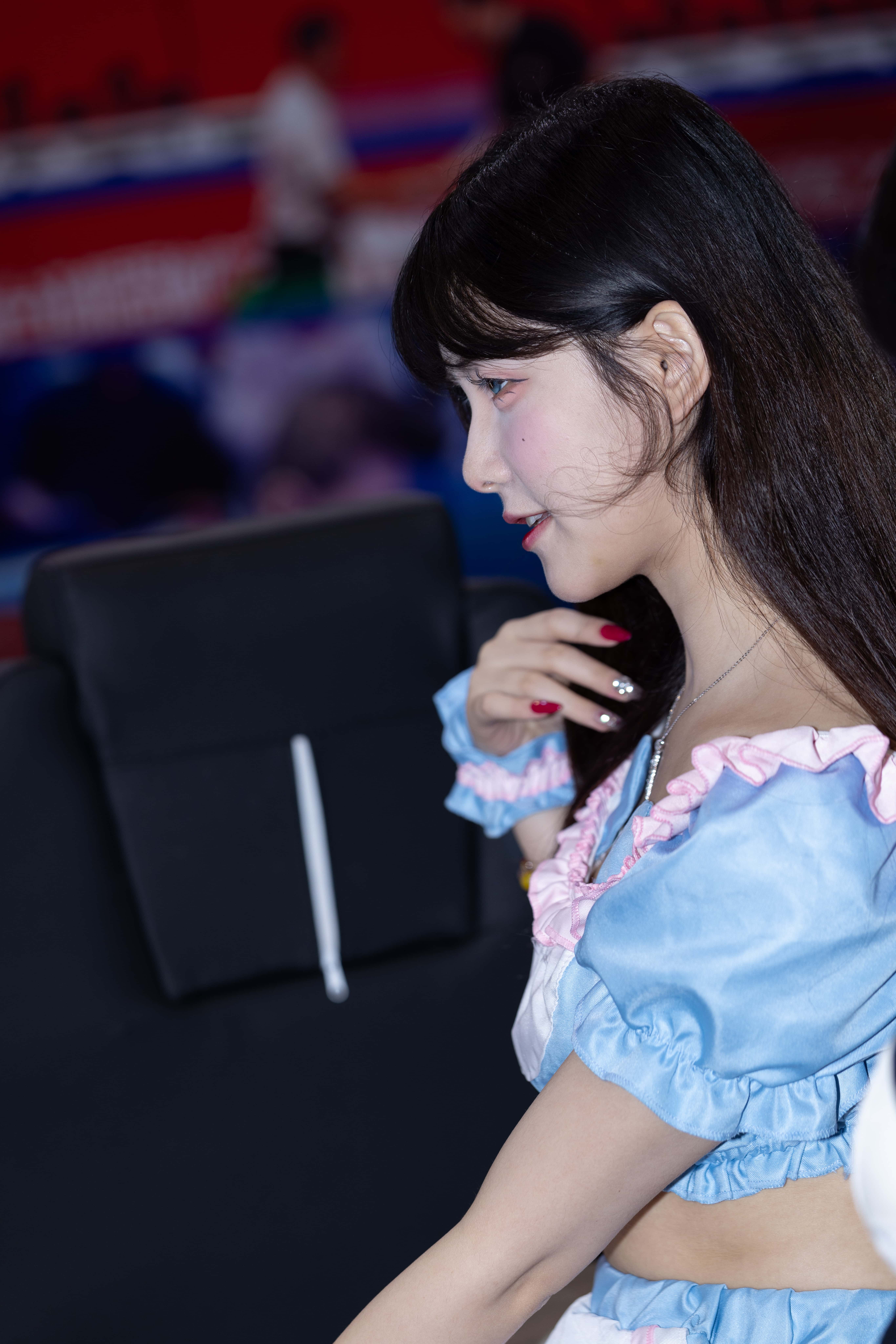 No.9854 顶流车模克罗拉的玉足 [139P-1.15GB]