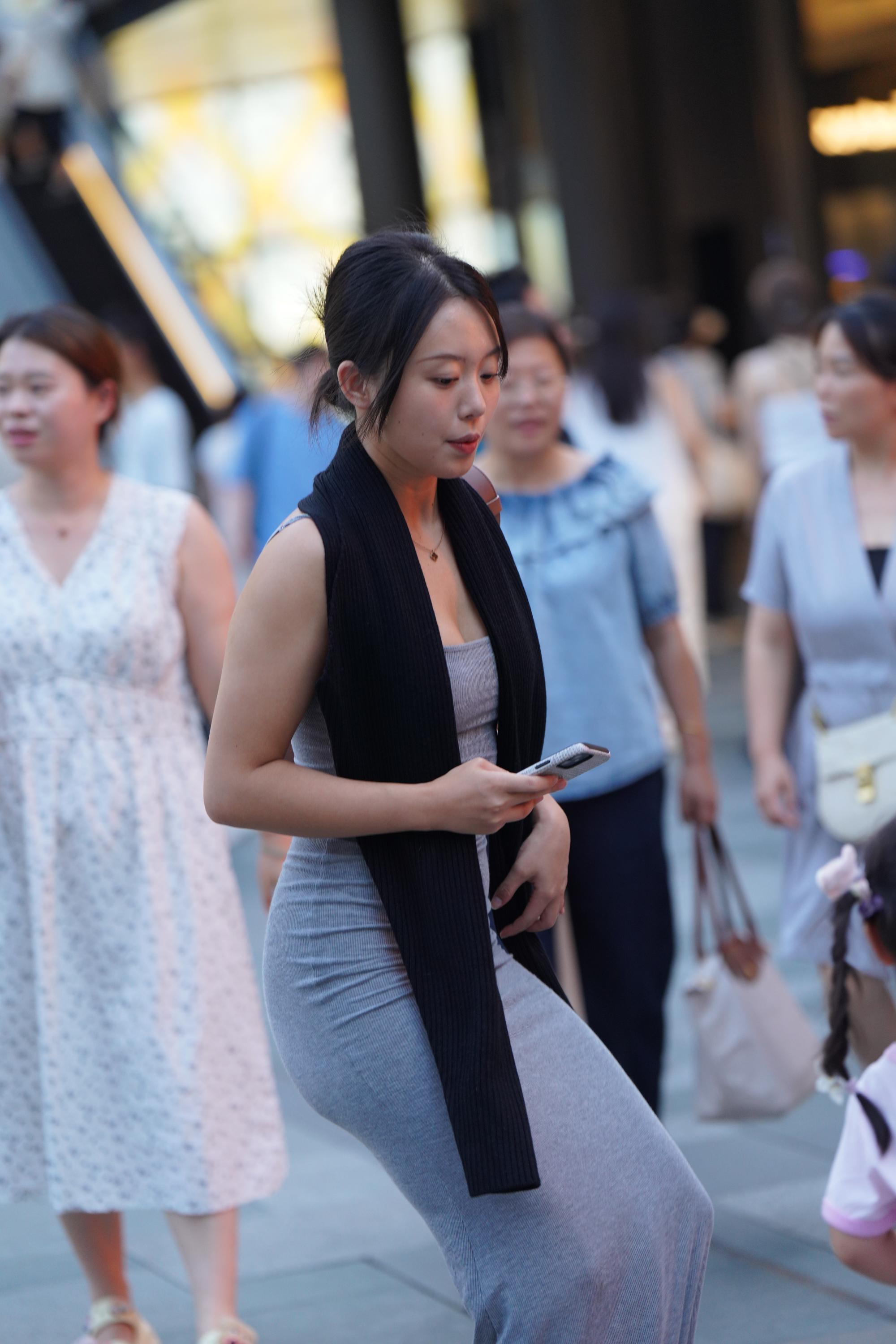 GS-T846 修身长裙勾勒曼妙曲线 【82P 1.64G】