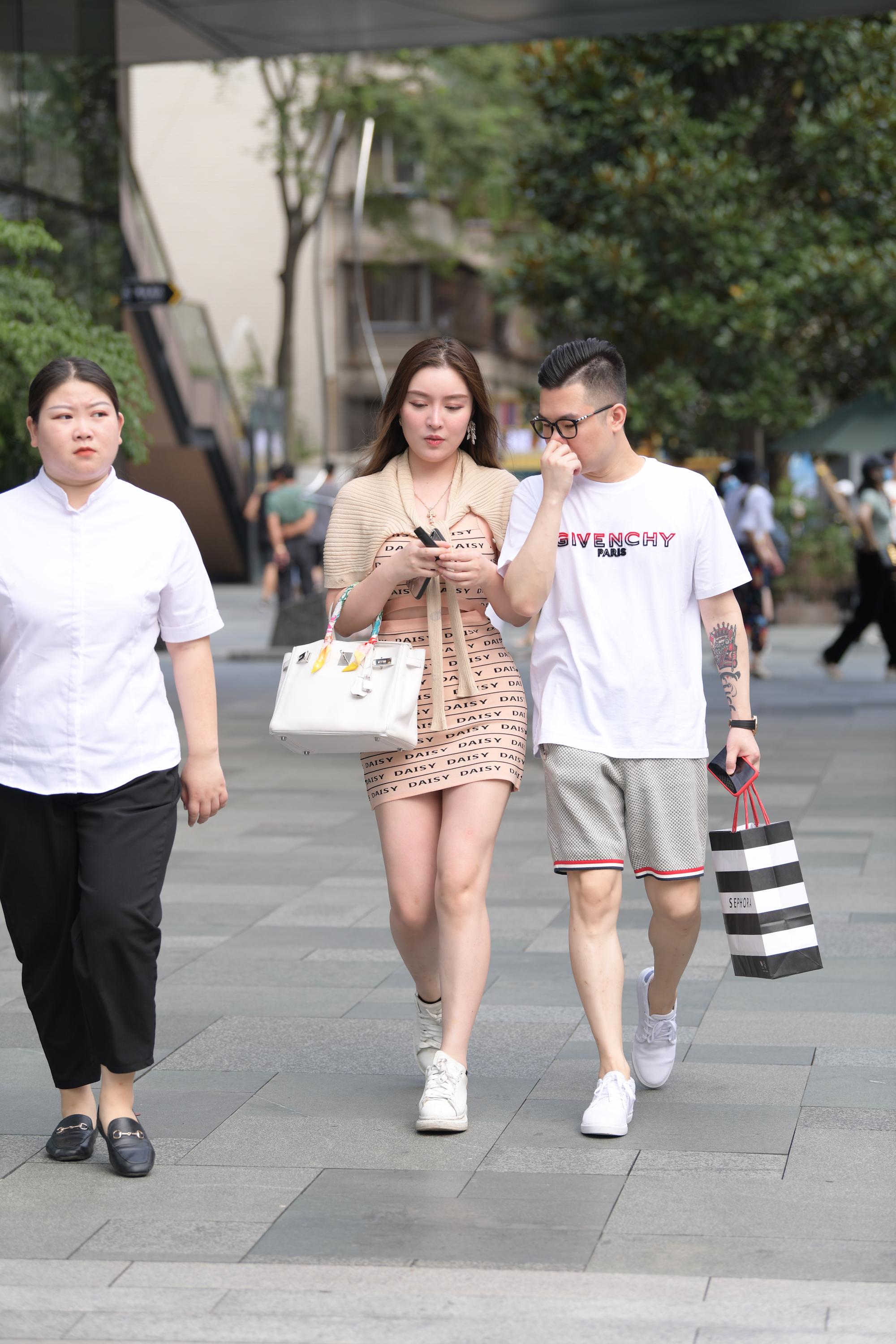 GS-K246 喜欢这种肉感女生 【38P 860M】