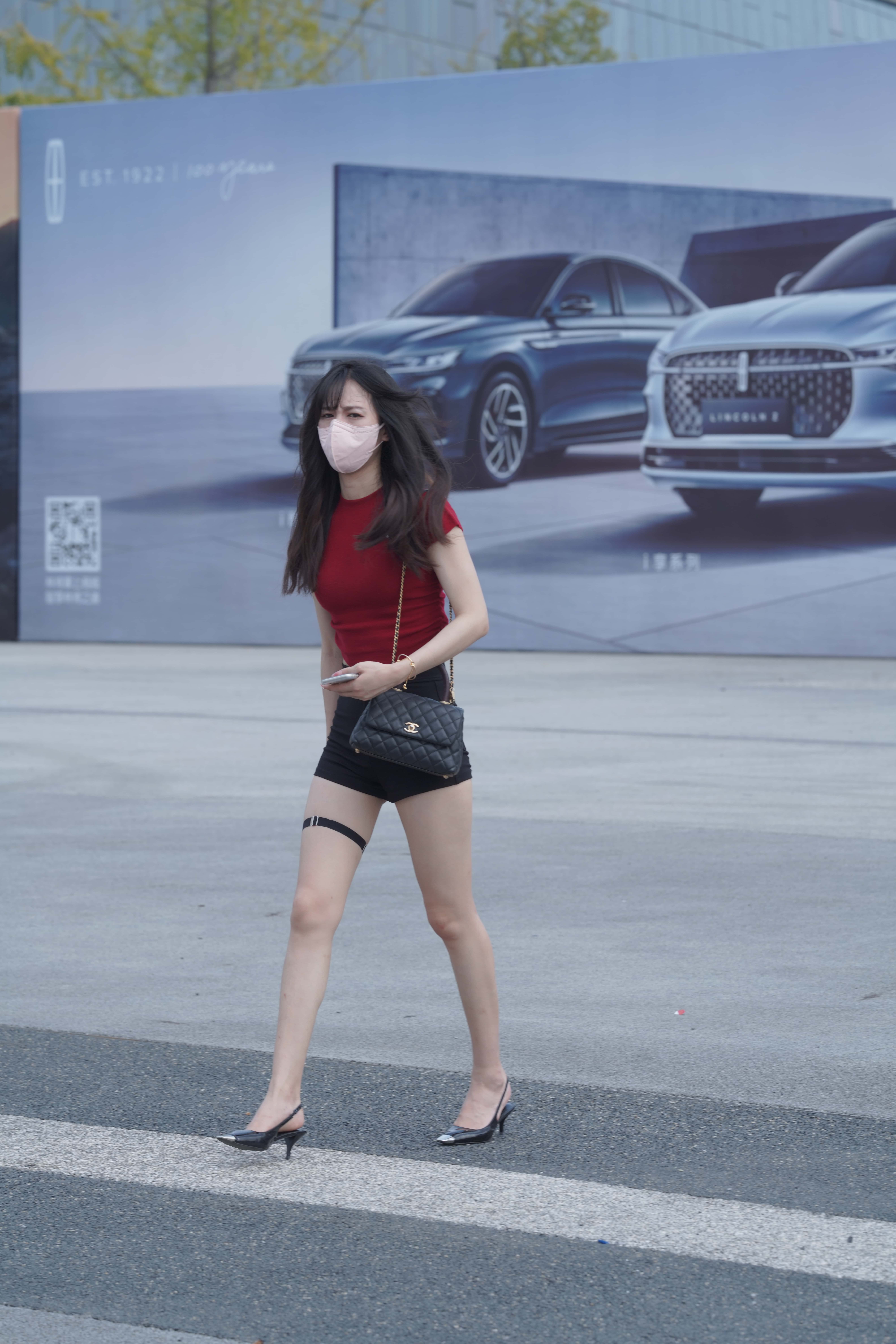 GS-X864 黑色热裤美腿红衣小姐姐 【103P 1.12G】