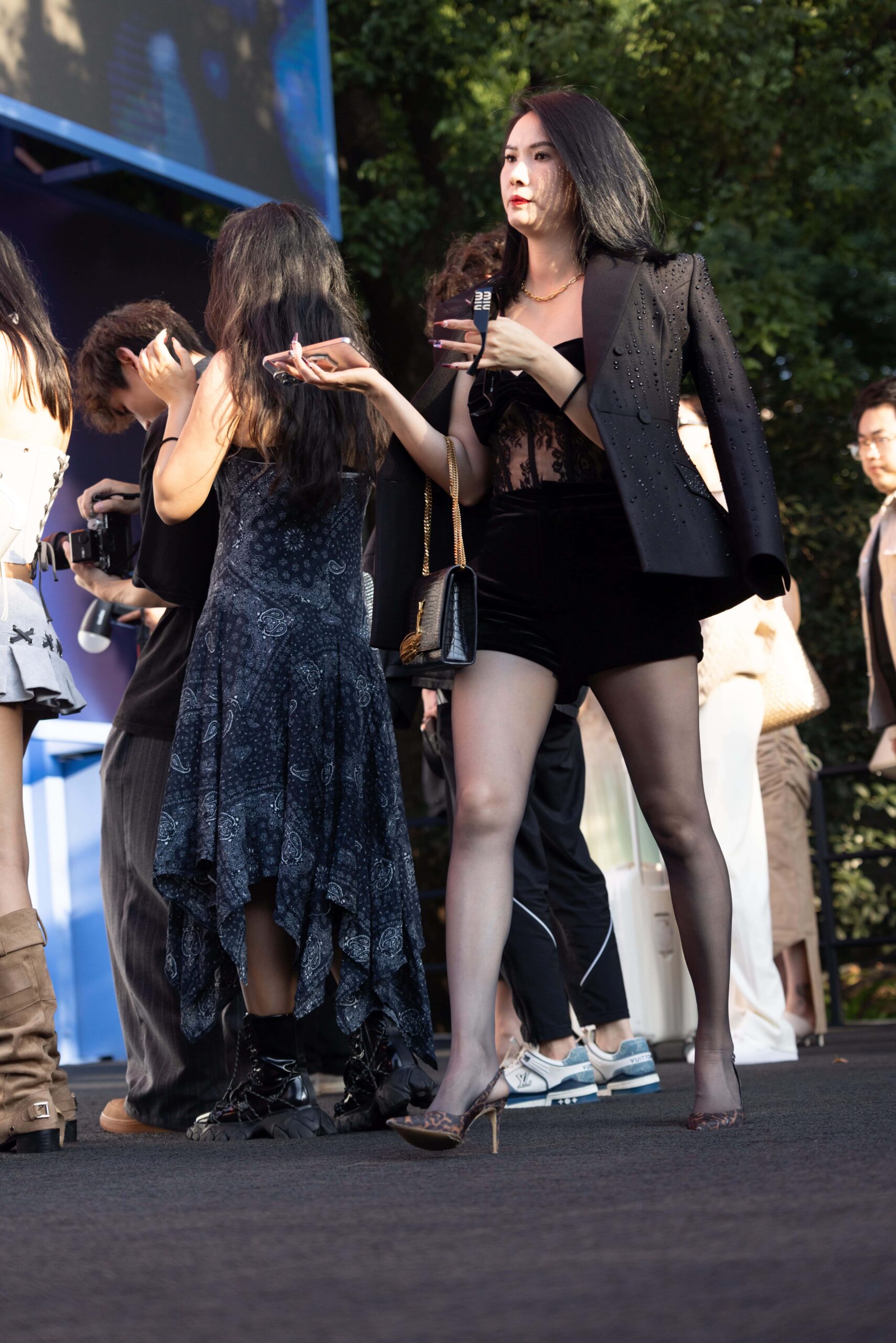 GS-T807  LB055-138P 上海时装周-高透黑丝+咖丝熟女双重享受  【138P   1.15G】