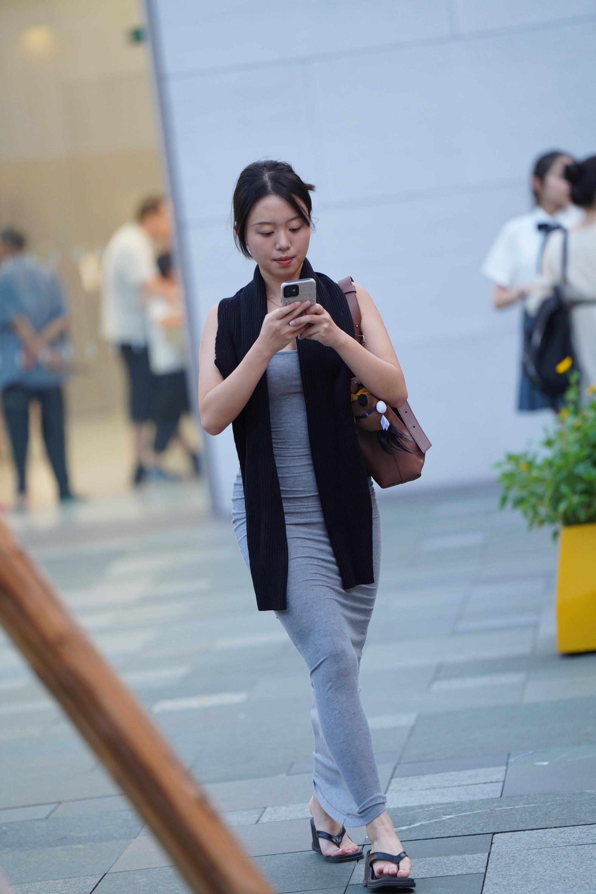 GS-T846 修身长裙勾勒曼妙曲线 【82P 1.64G】