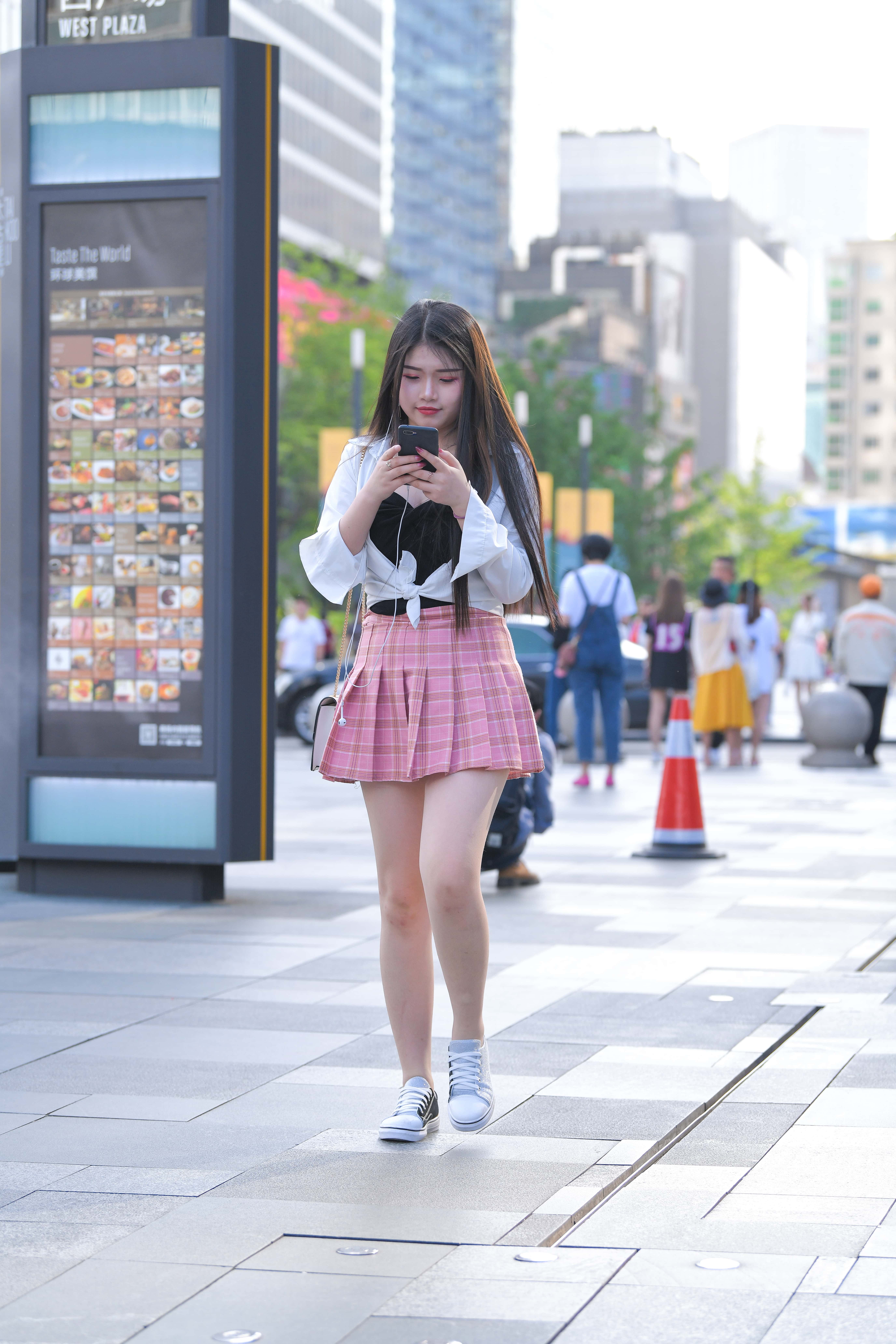 GS-K279 肉腿青春美眉 【35P 487M】