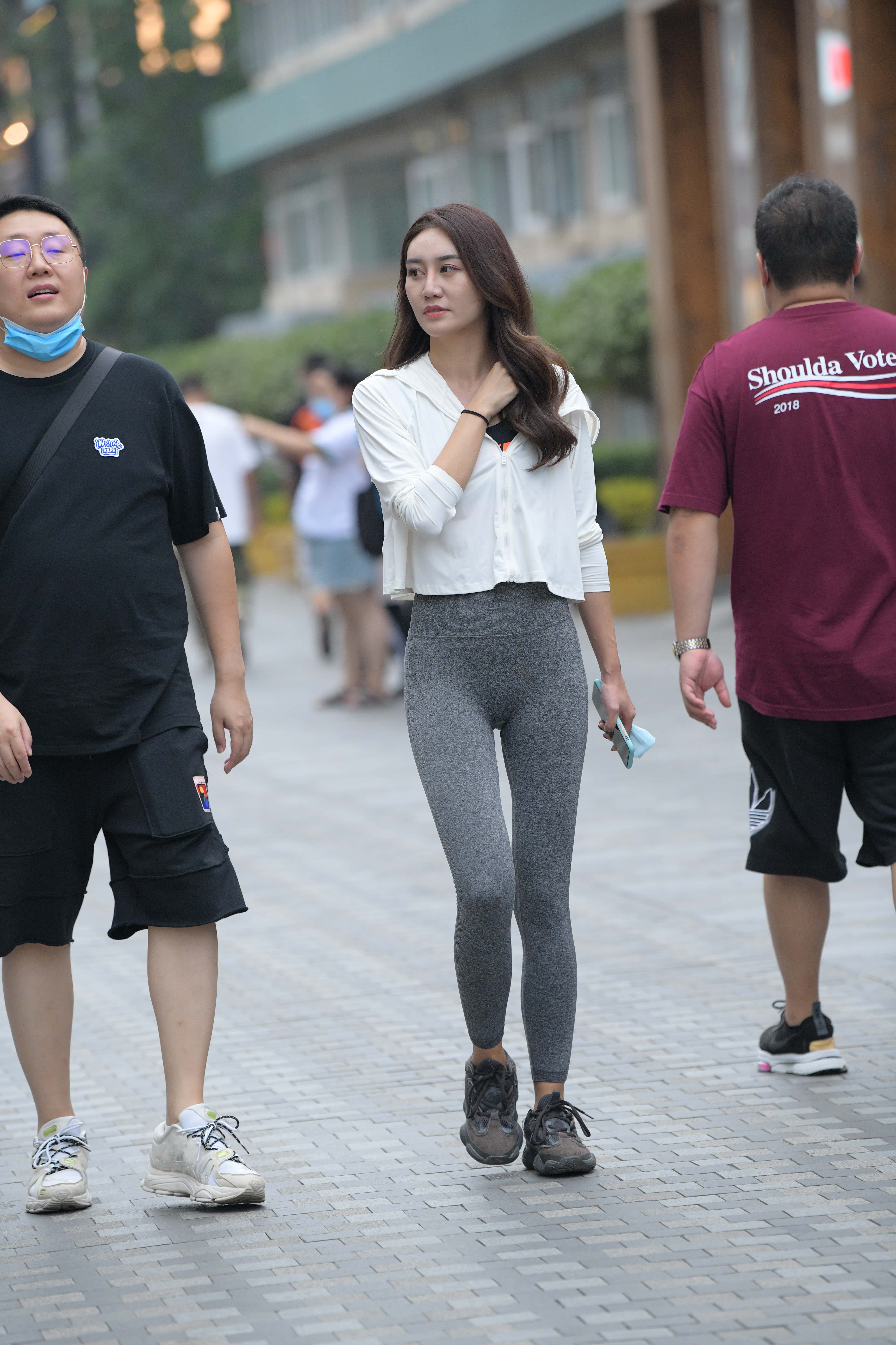 GS-X882 紧身裤漂亮女友 【48P 1.22G】