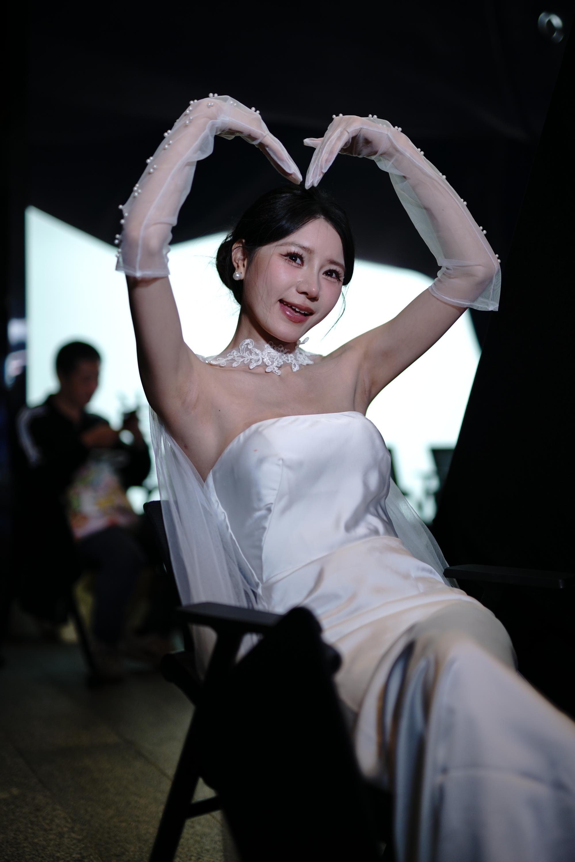 No.9950 广州天德广场时尚秀C [698P120V-39.4GB]