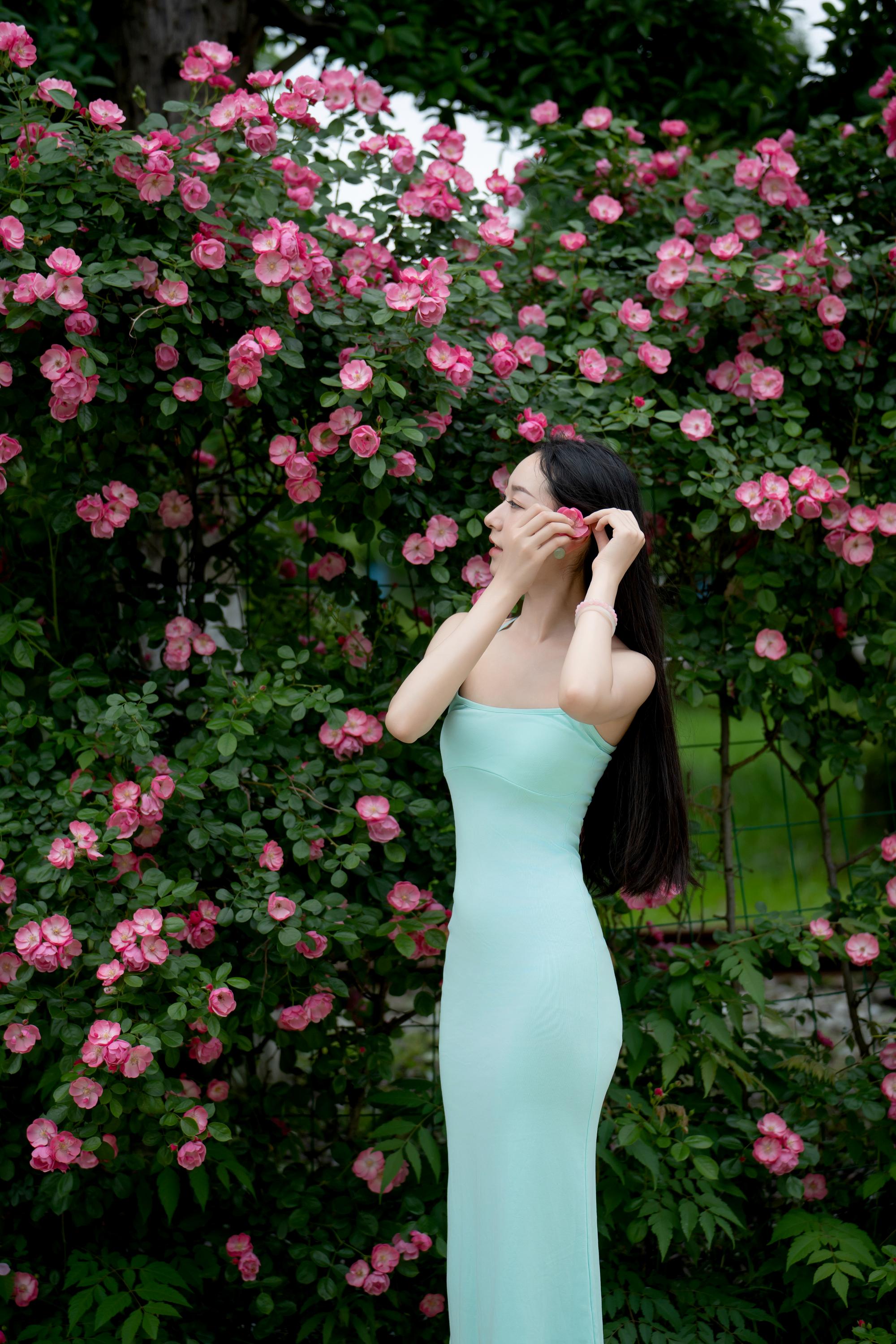 GS-Y0270 蔷薇花女神 玥玥hsbjsvnsms [14P-244MB]