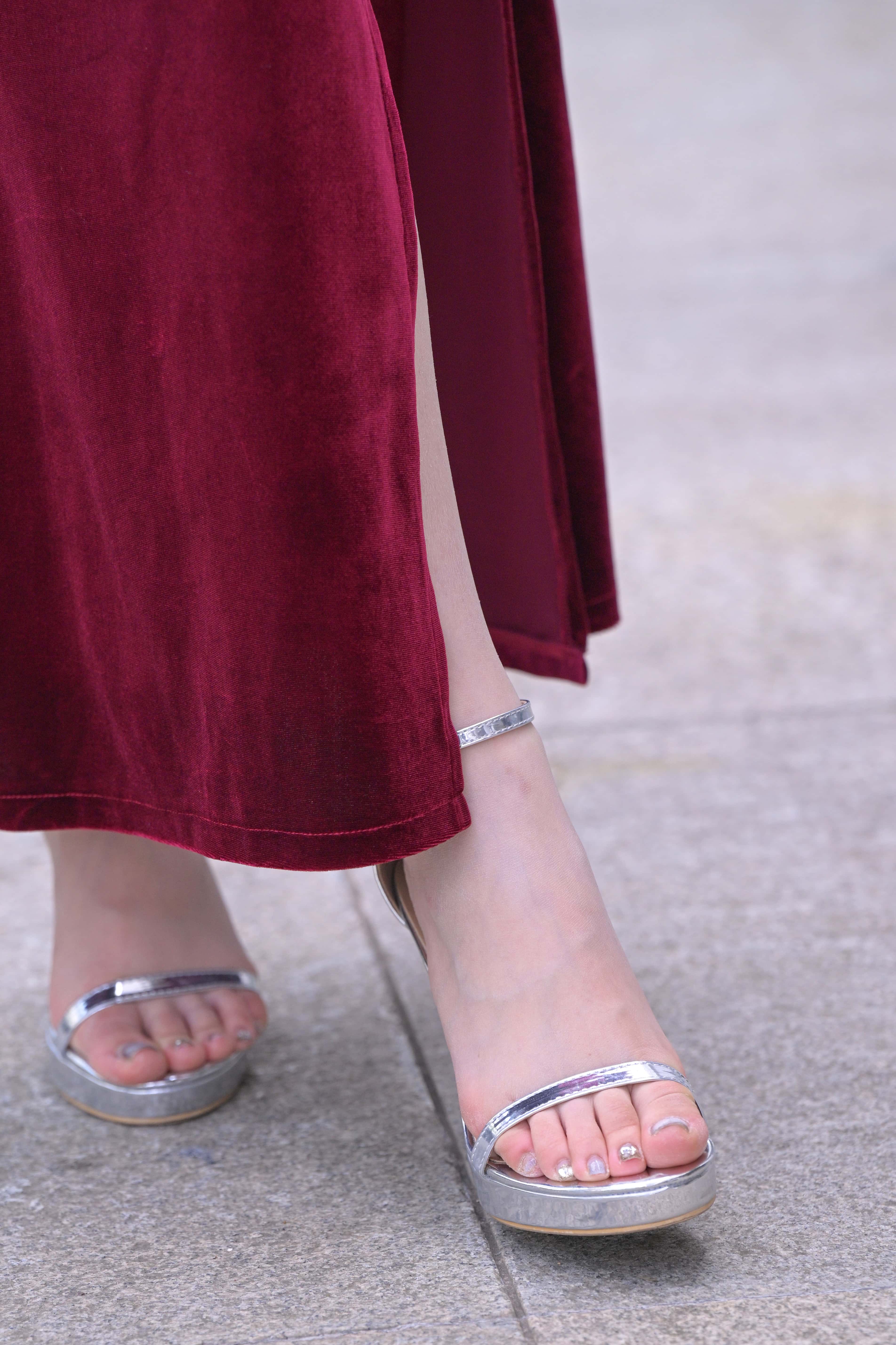 No.9921 红裙礼仪小姐 [233P2V-5.57GB]