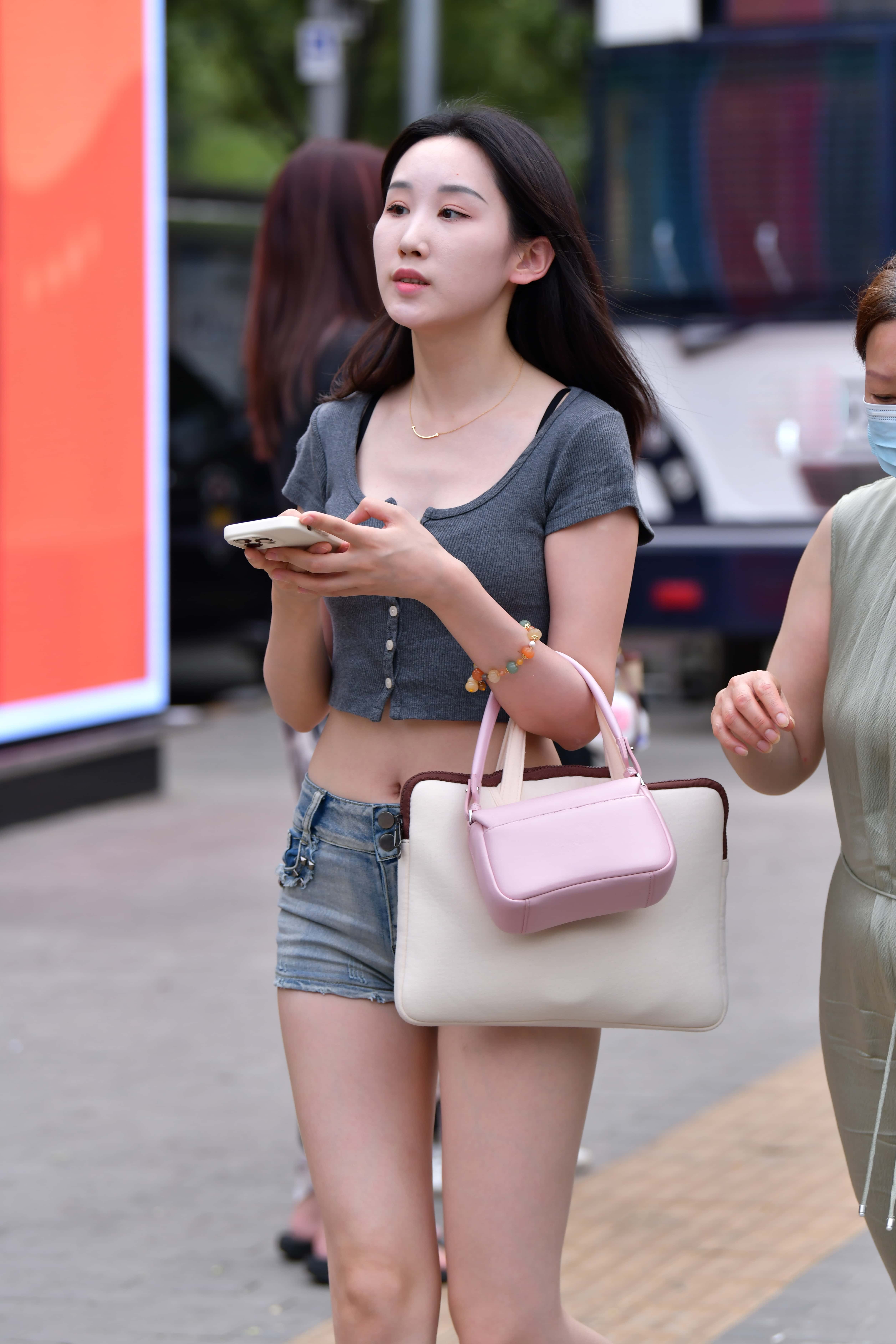 GS-X941 长腿热裤美女 【28P 577M】