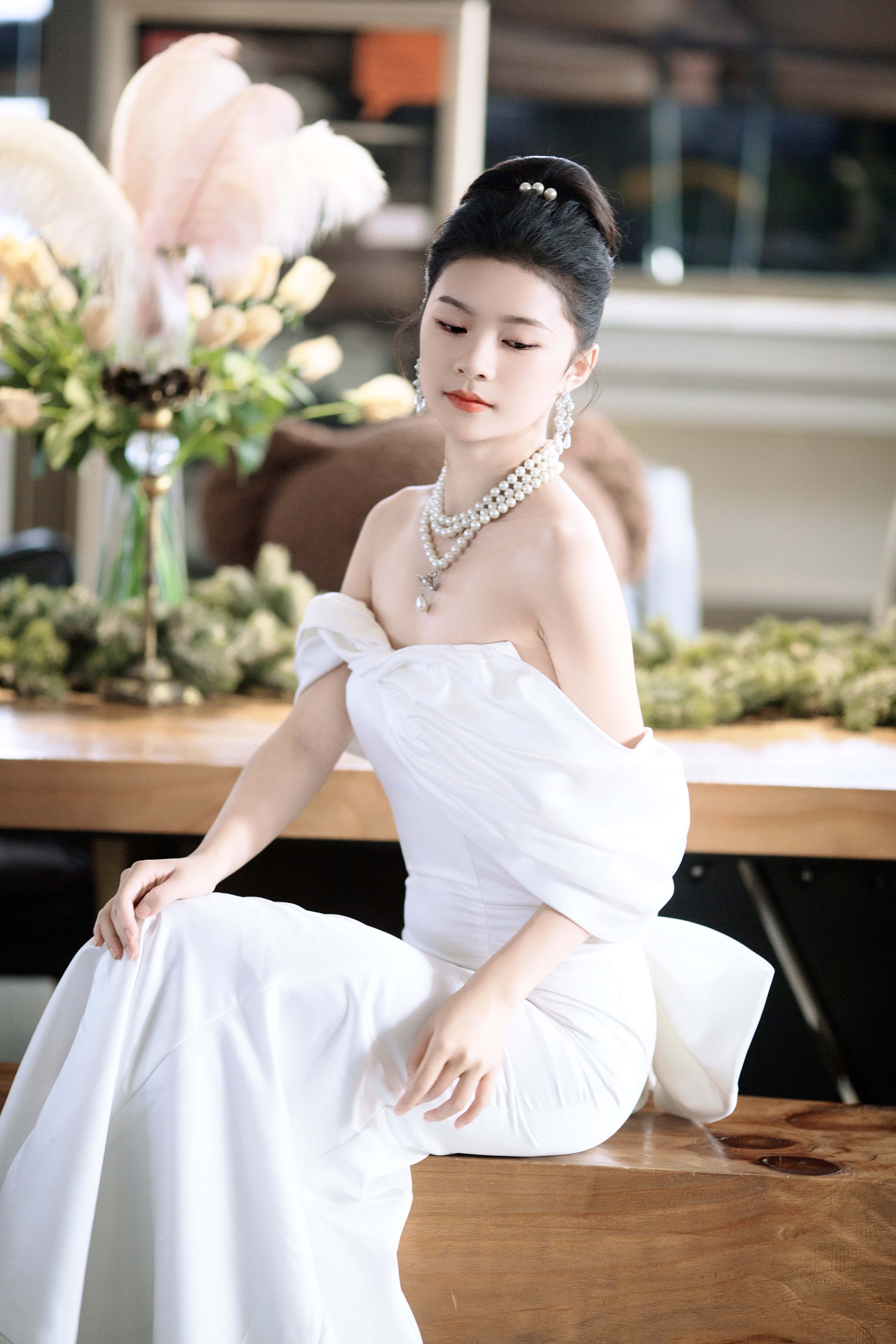 GS-Y0269 优雅公主 云哥 [34P-348MB]