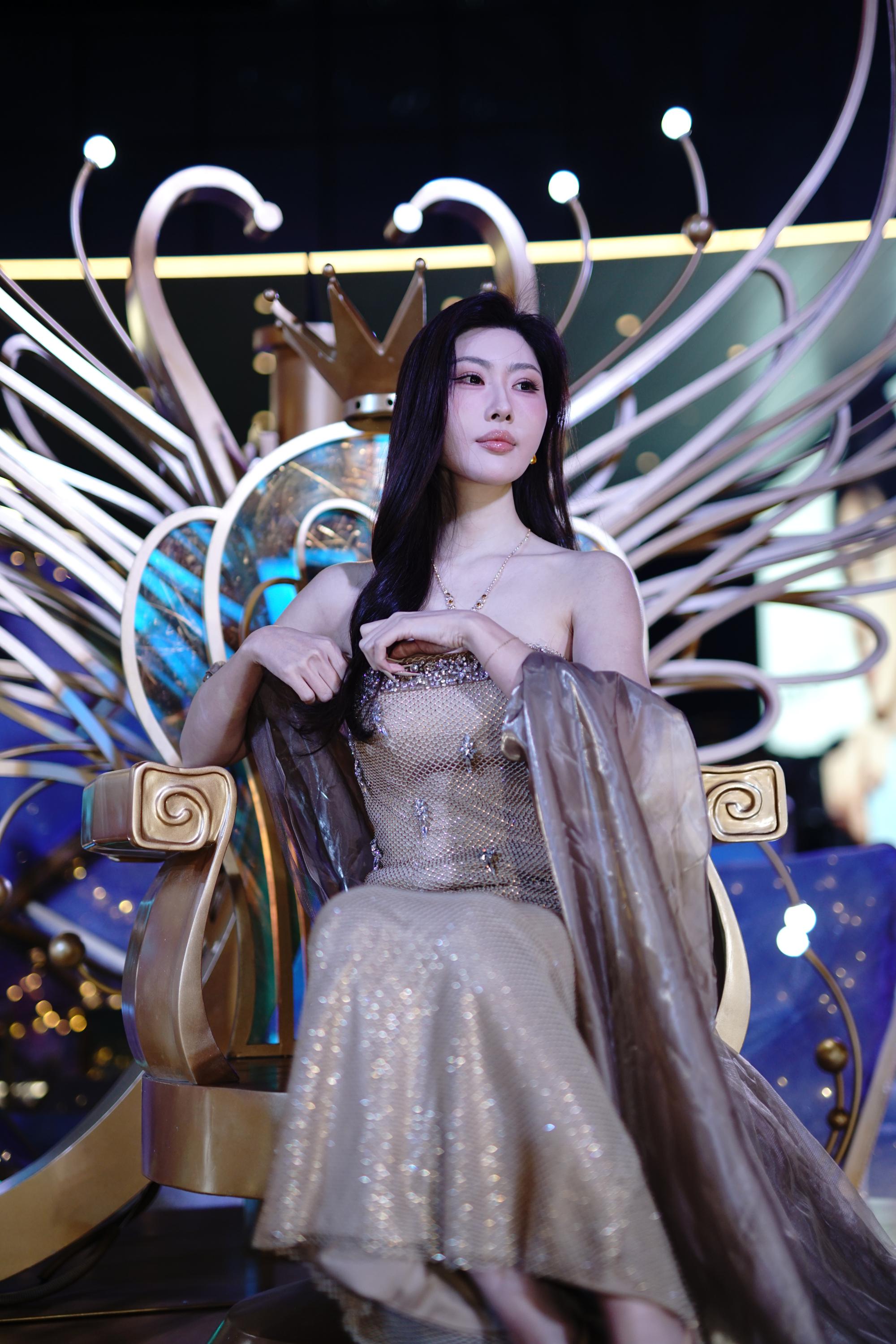 No.9950 广州天德广场时尚秀C [698P120V-39.4GB]