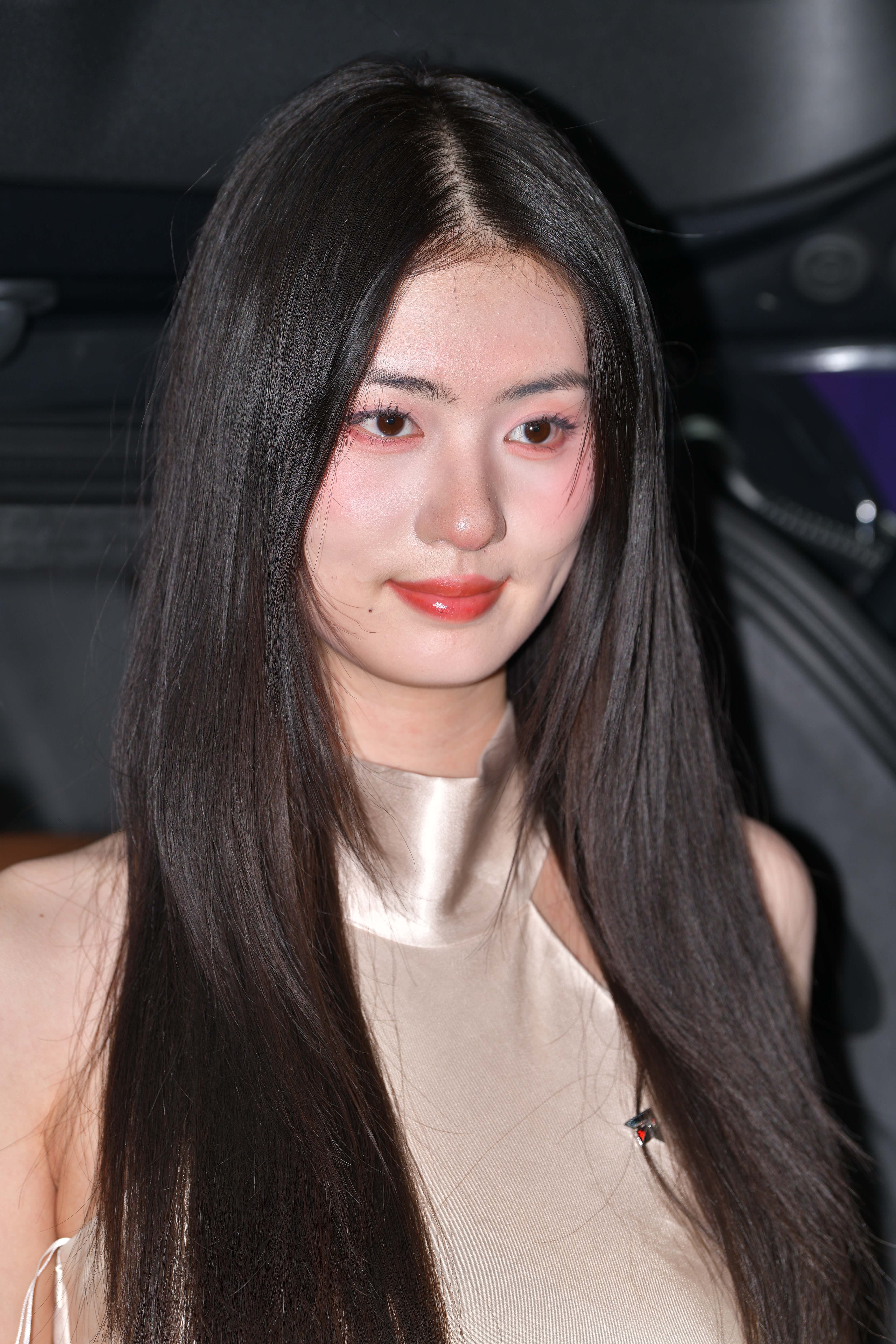 No.9970 丝质长裙周周酱 [59P-1.32GB]