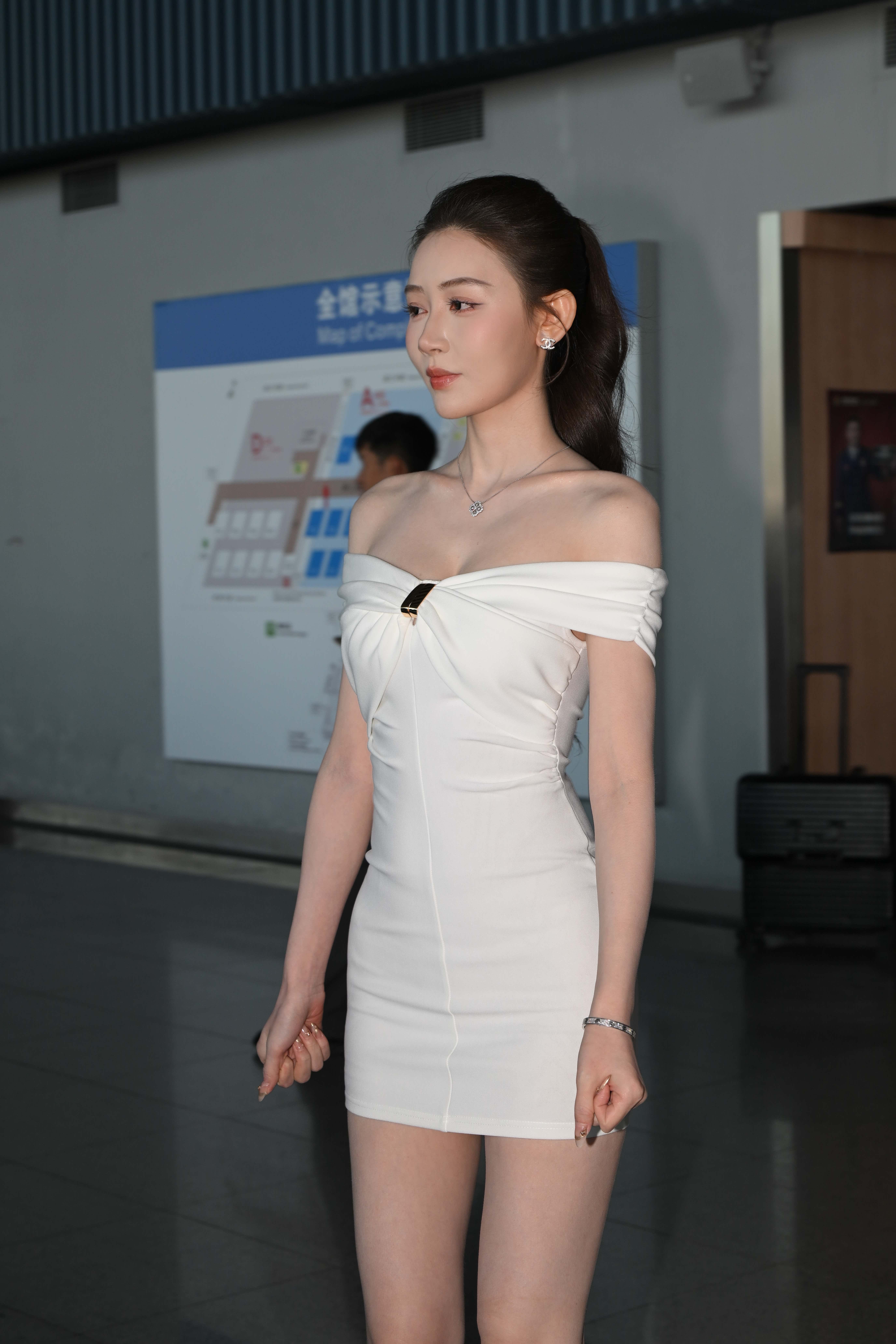 No.9905 白裙美足敏敏 [274P-5.95GB]