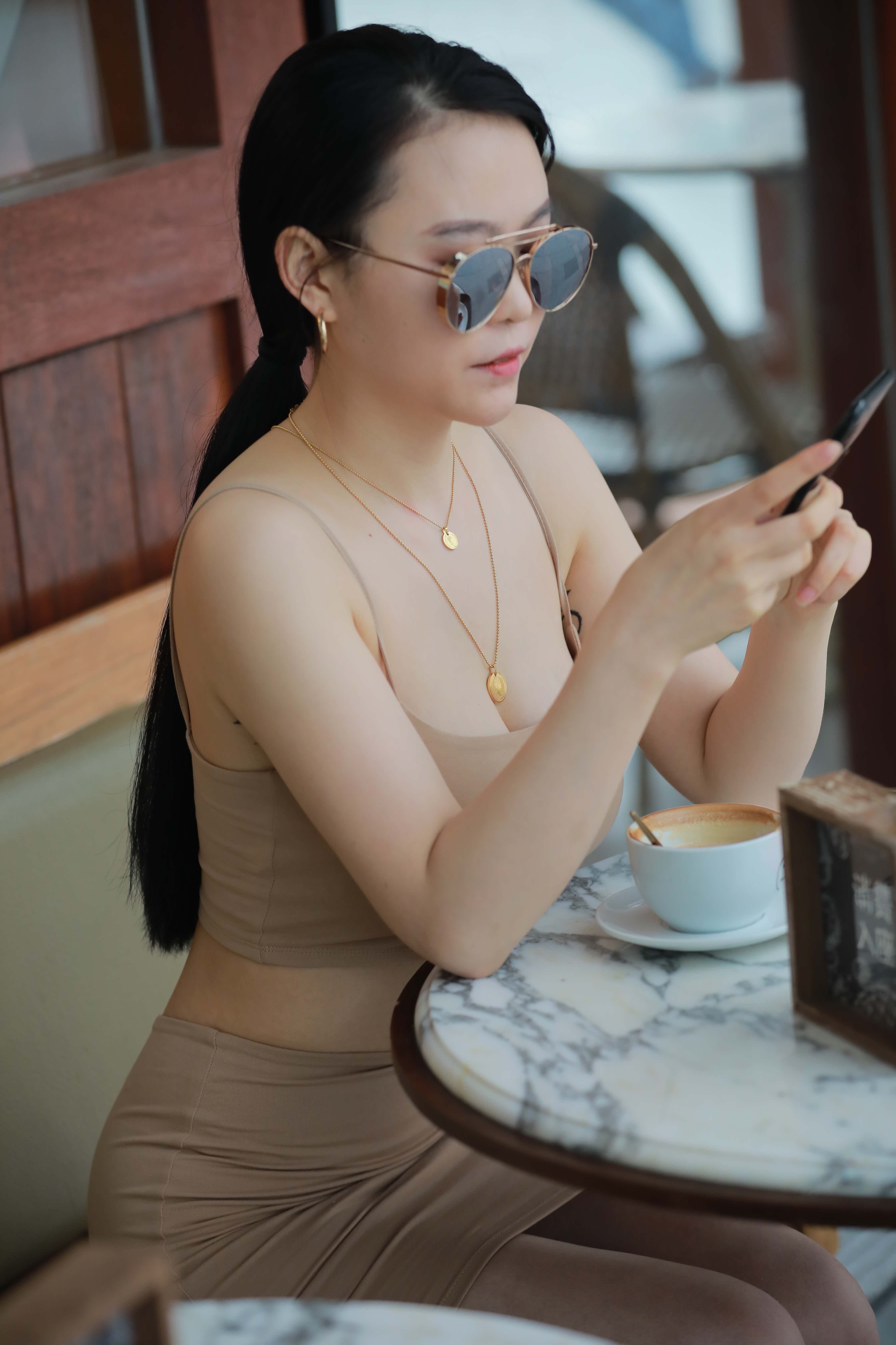 GS-M217  性感包臀裙-左公子 【195P4V  13.21G】