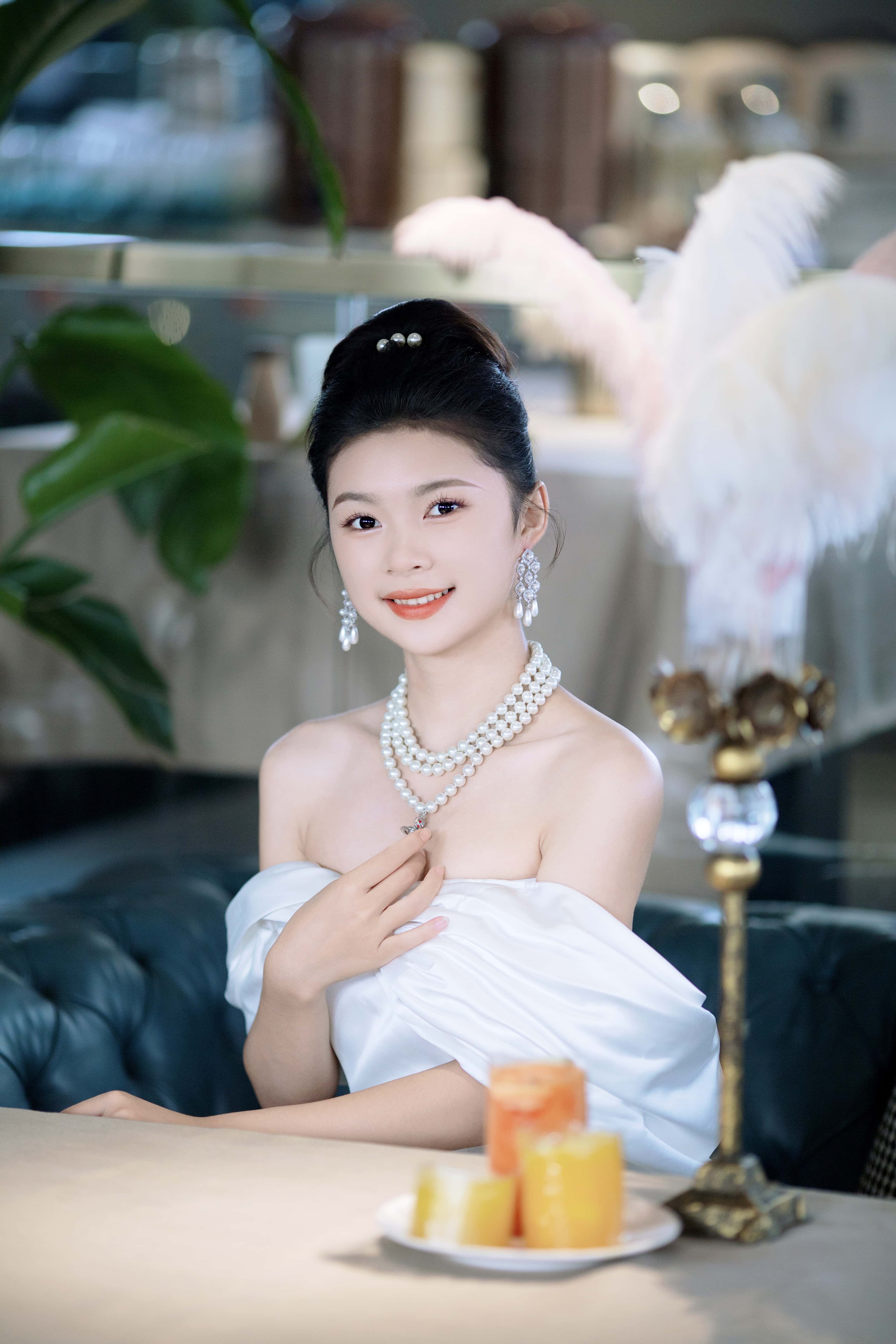 GS-Y0269 优雅公主 云哥 [34P-348MB]