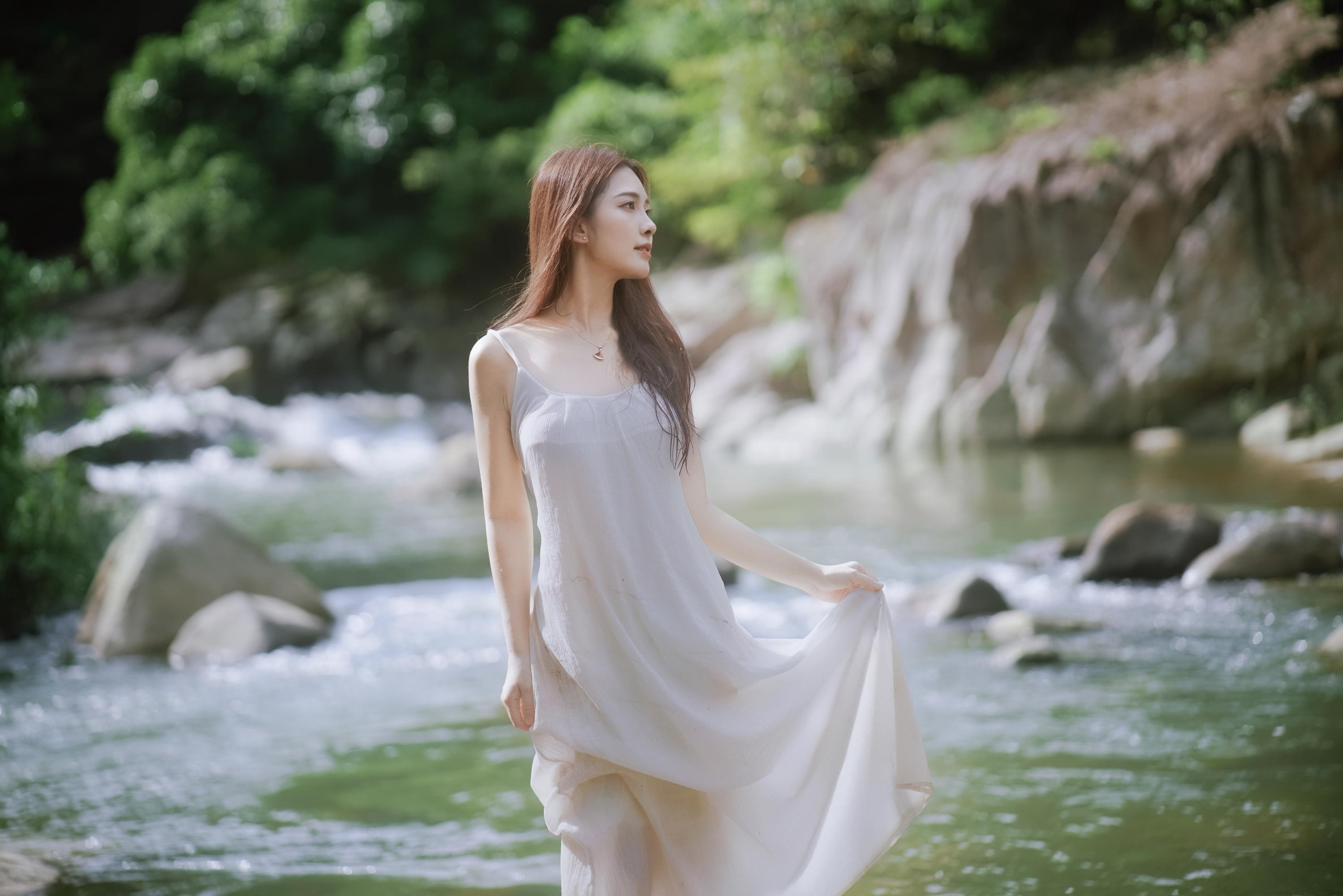 GS-Y0262 黄裙逐溪・水花漫 颖儿YY [25P-0.98GB]