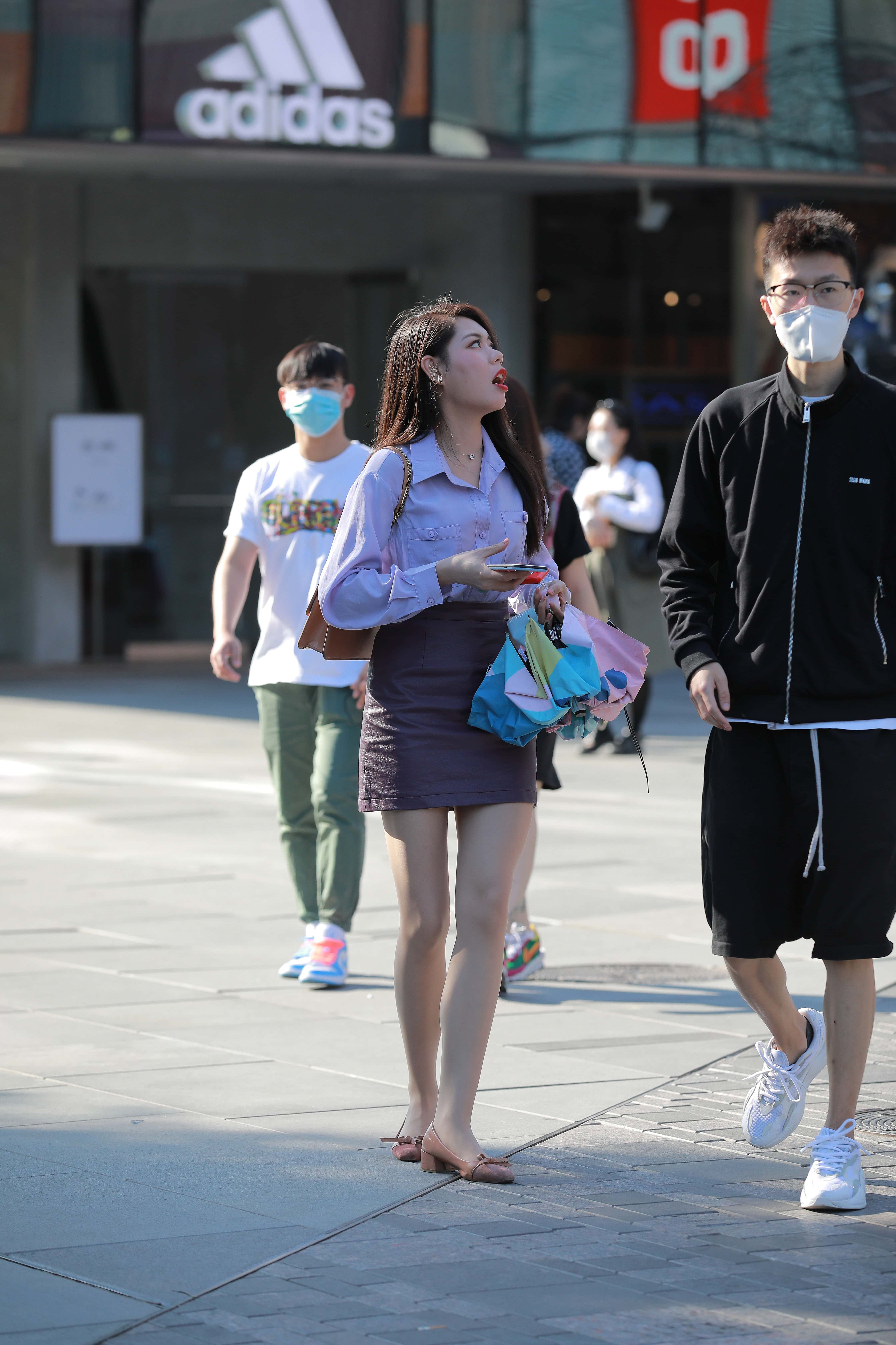 GS-X976 街拍皮裙美女 【105P 479M】