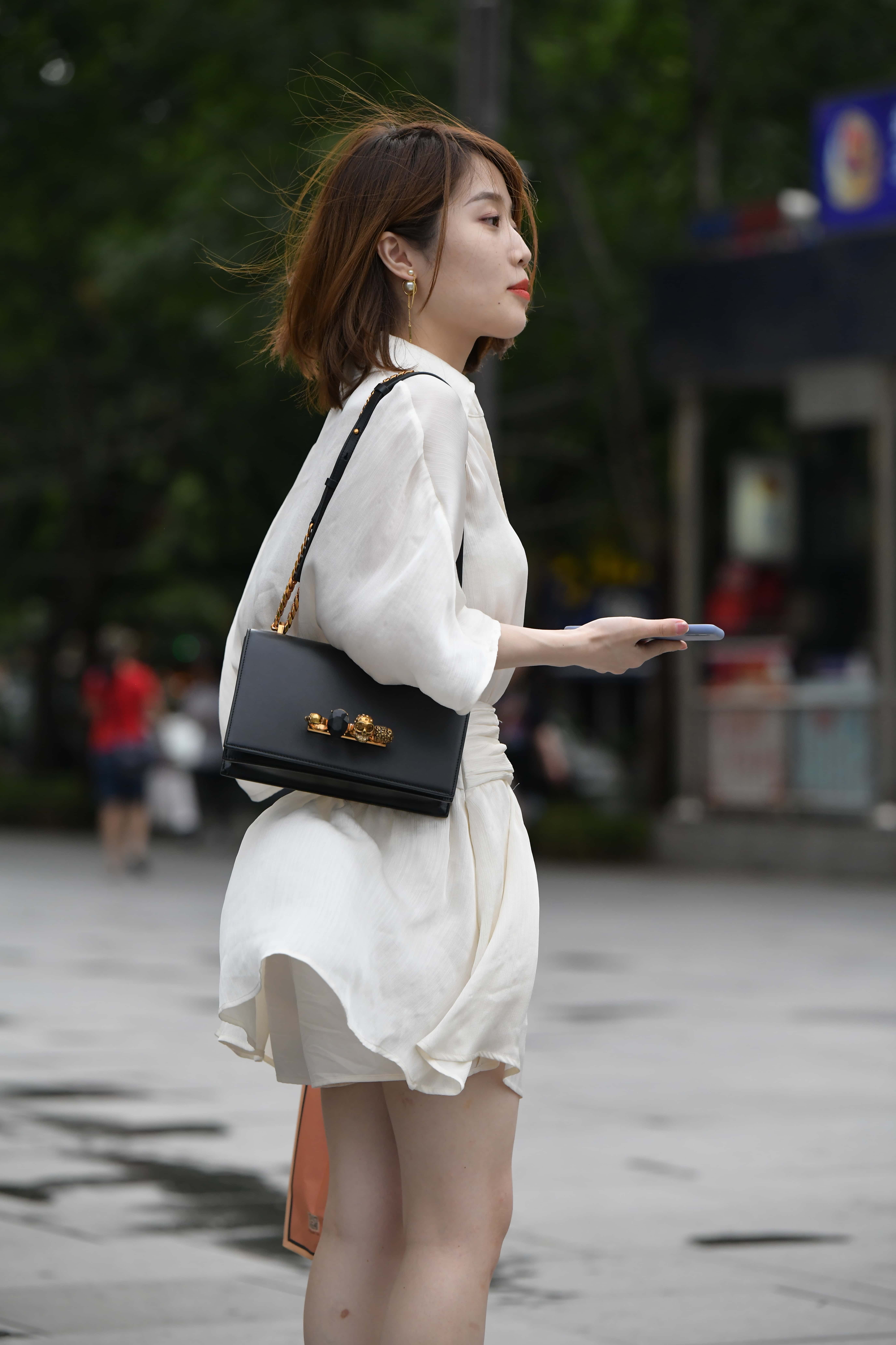 GS-X965 白裙姐姐 【167P 3.49G】