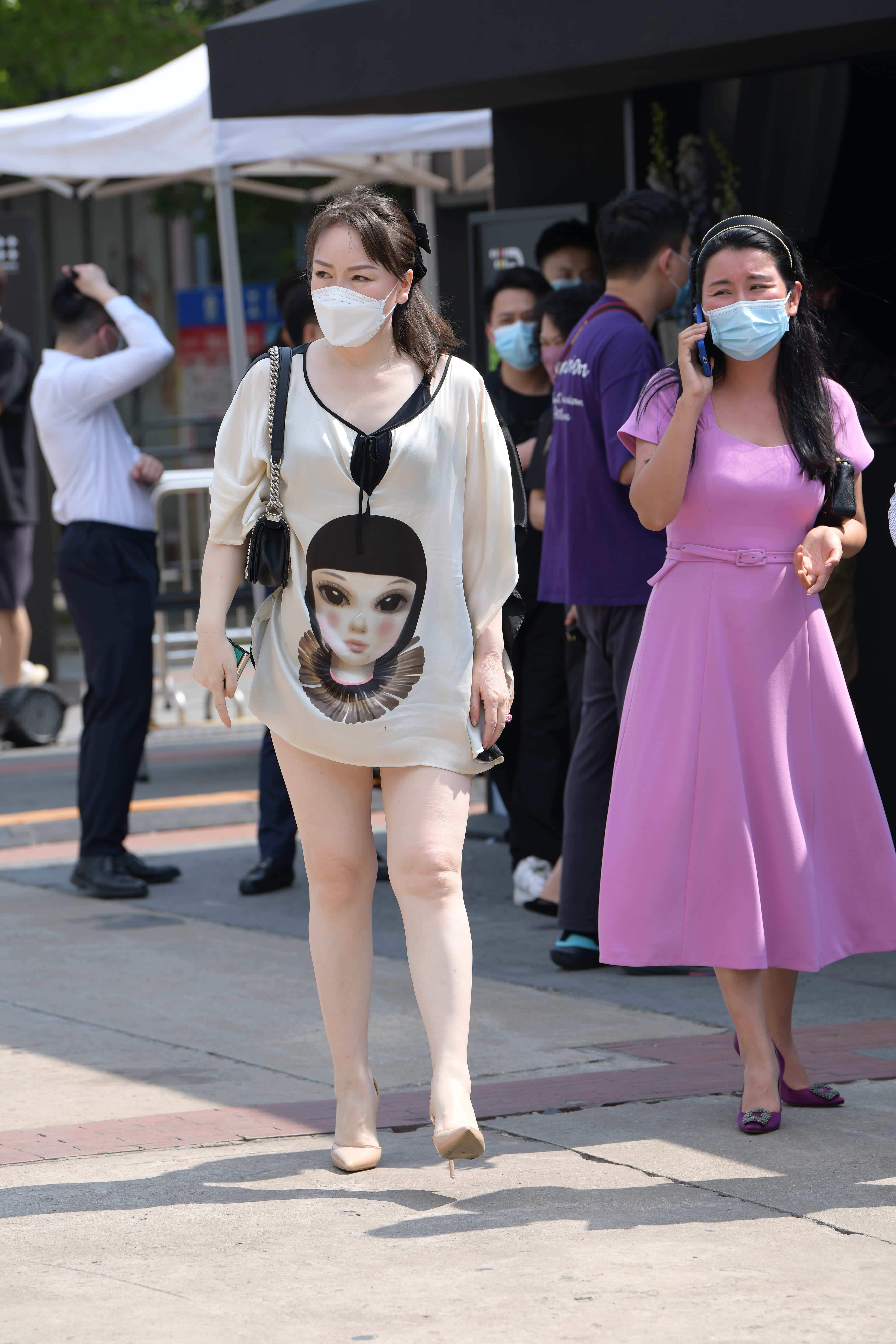 GS-T950 微胖大白腿轻熟女 【144P 3.17G】