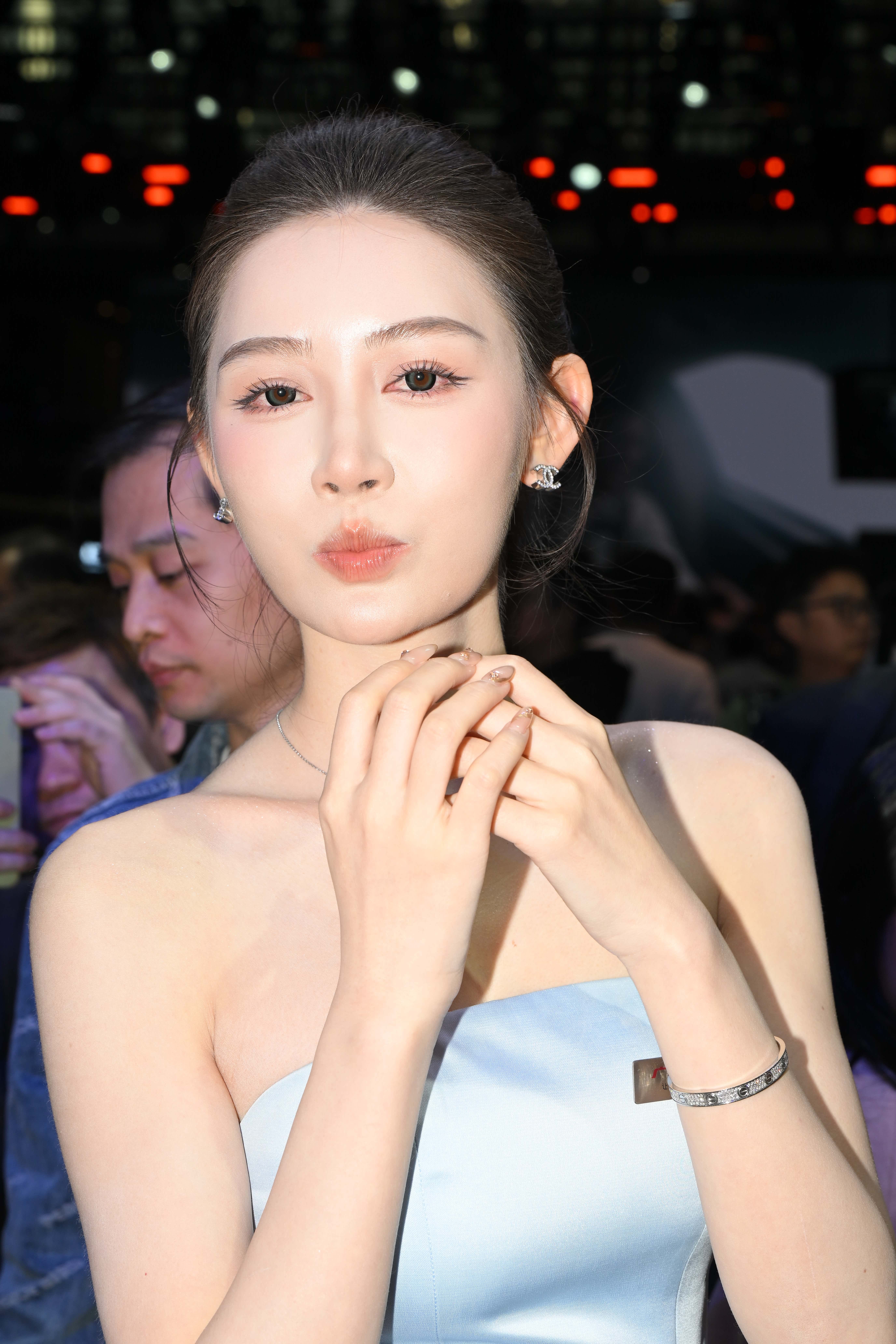 No.9981 美足颜控网红敏敏 [187P-3.96GB]