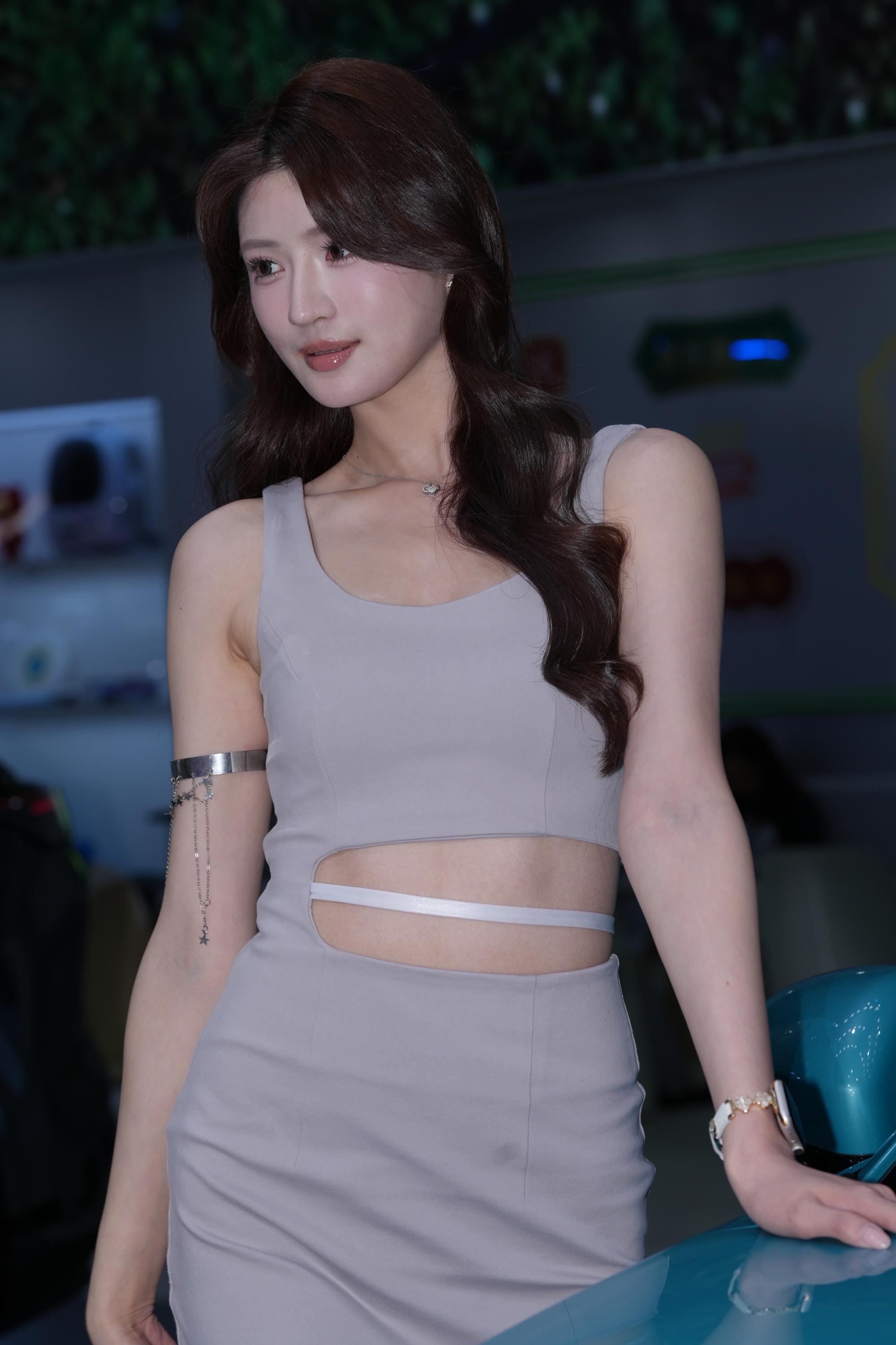 No.10004 甜美套装裙夏虫虫 [24P-420MB]