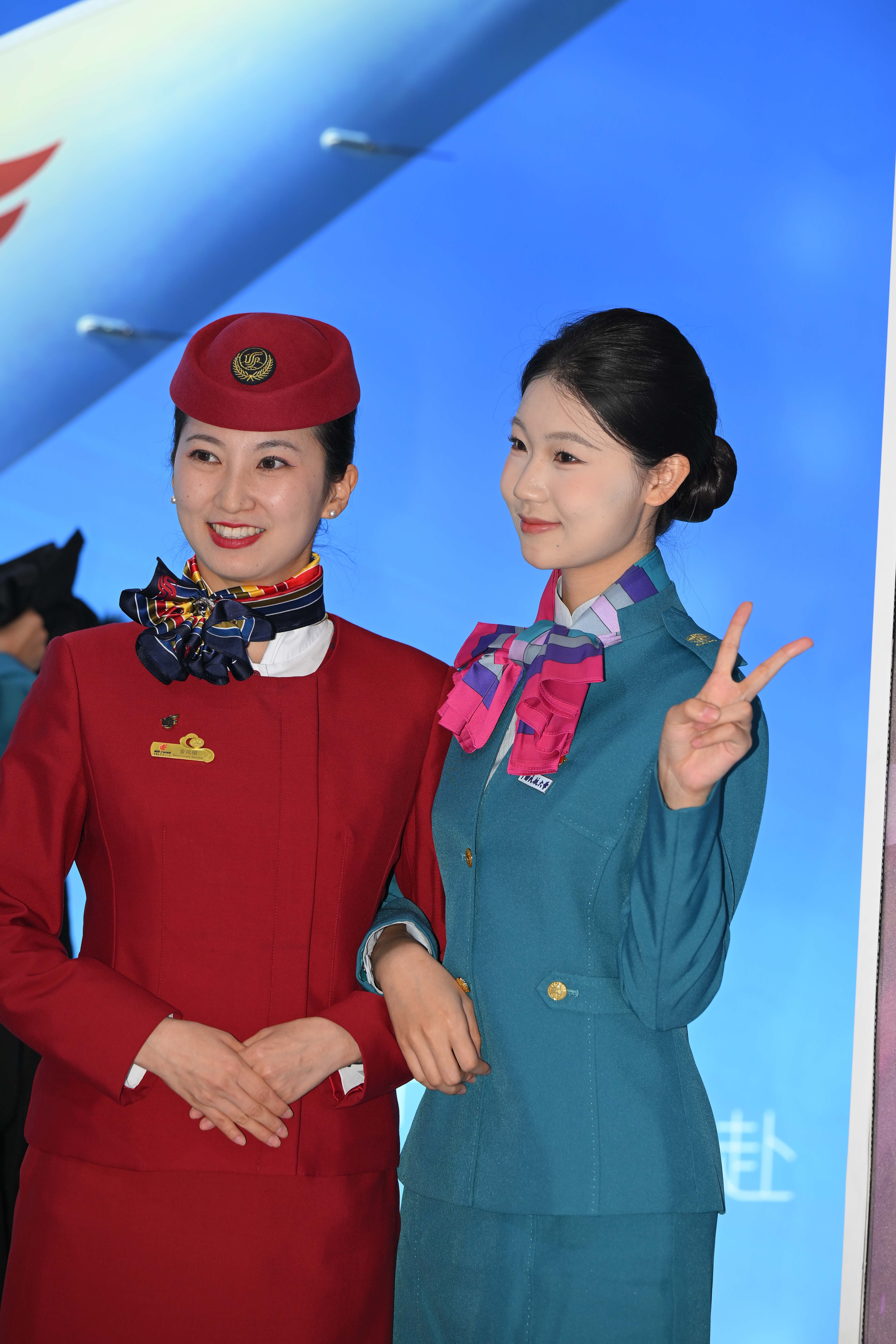 No.10082 民航空姐制服 [93P-2.08GB]