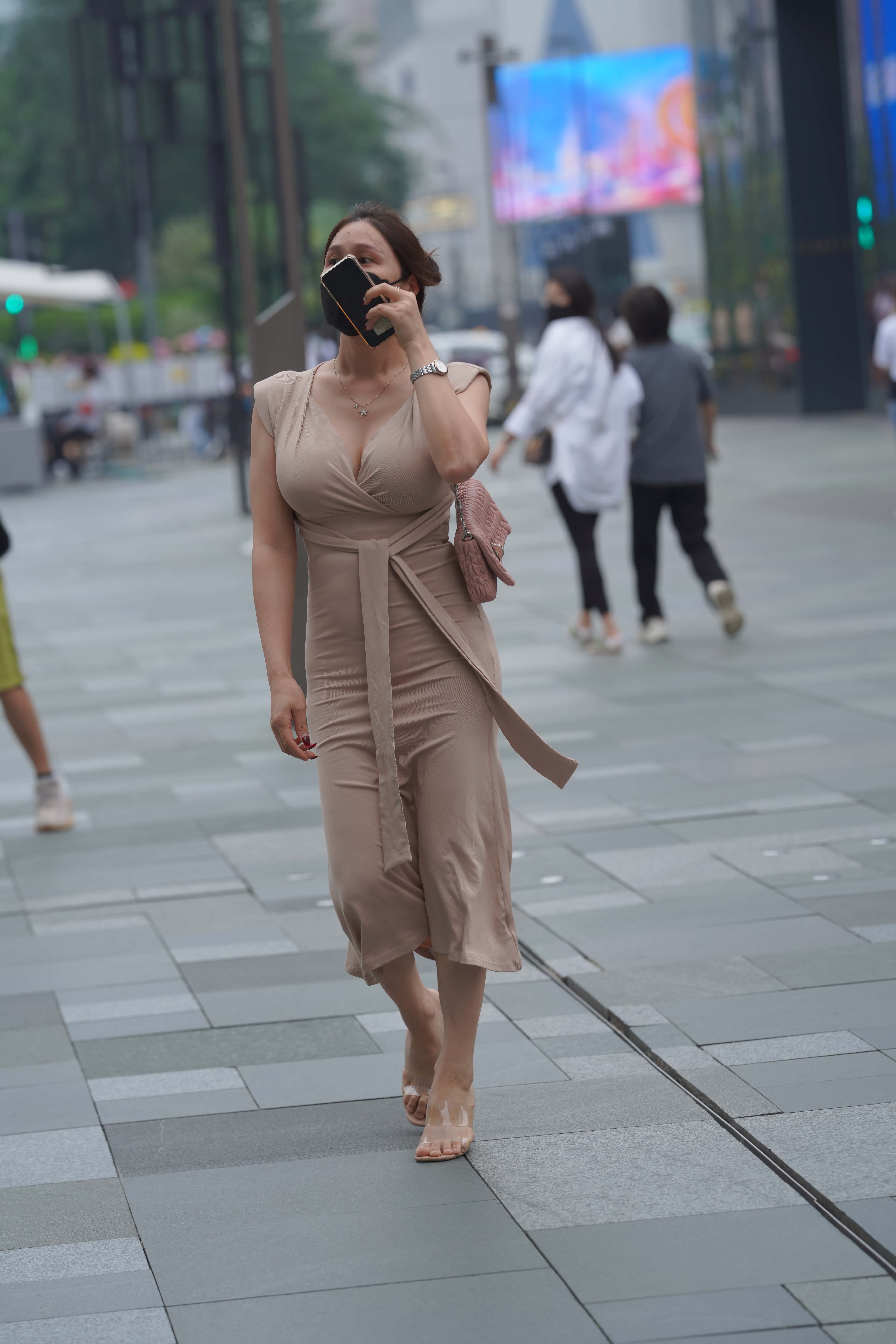 GS-T947 丰满的长裙美姐  【147P  1.65G】