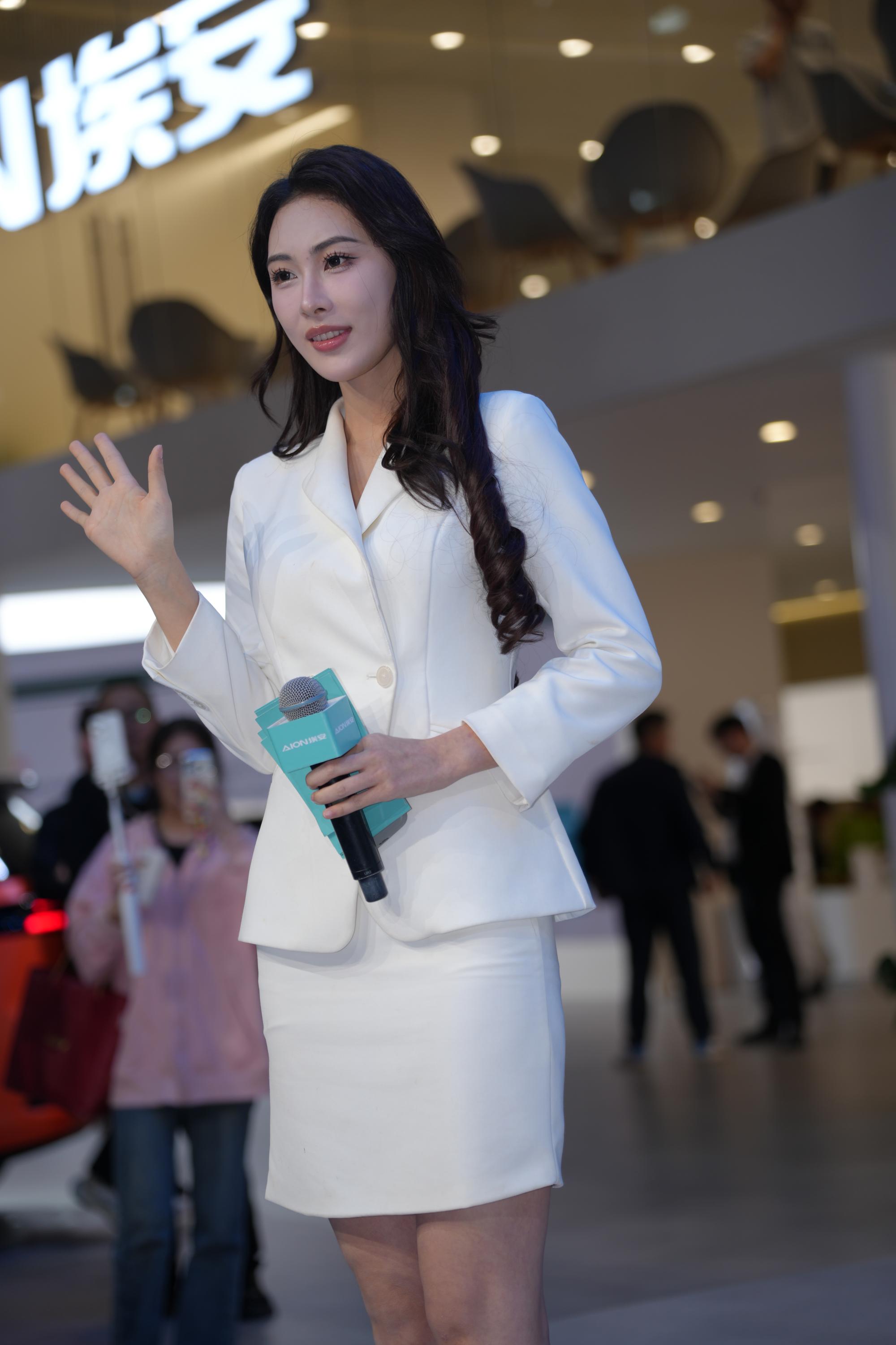 No.10034 白色西装裙雨桐 [127P-2.12GB]