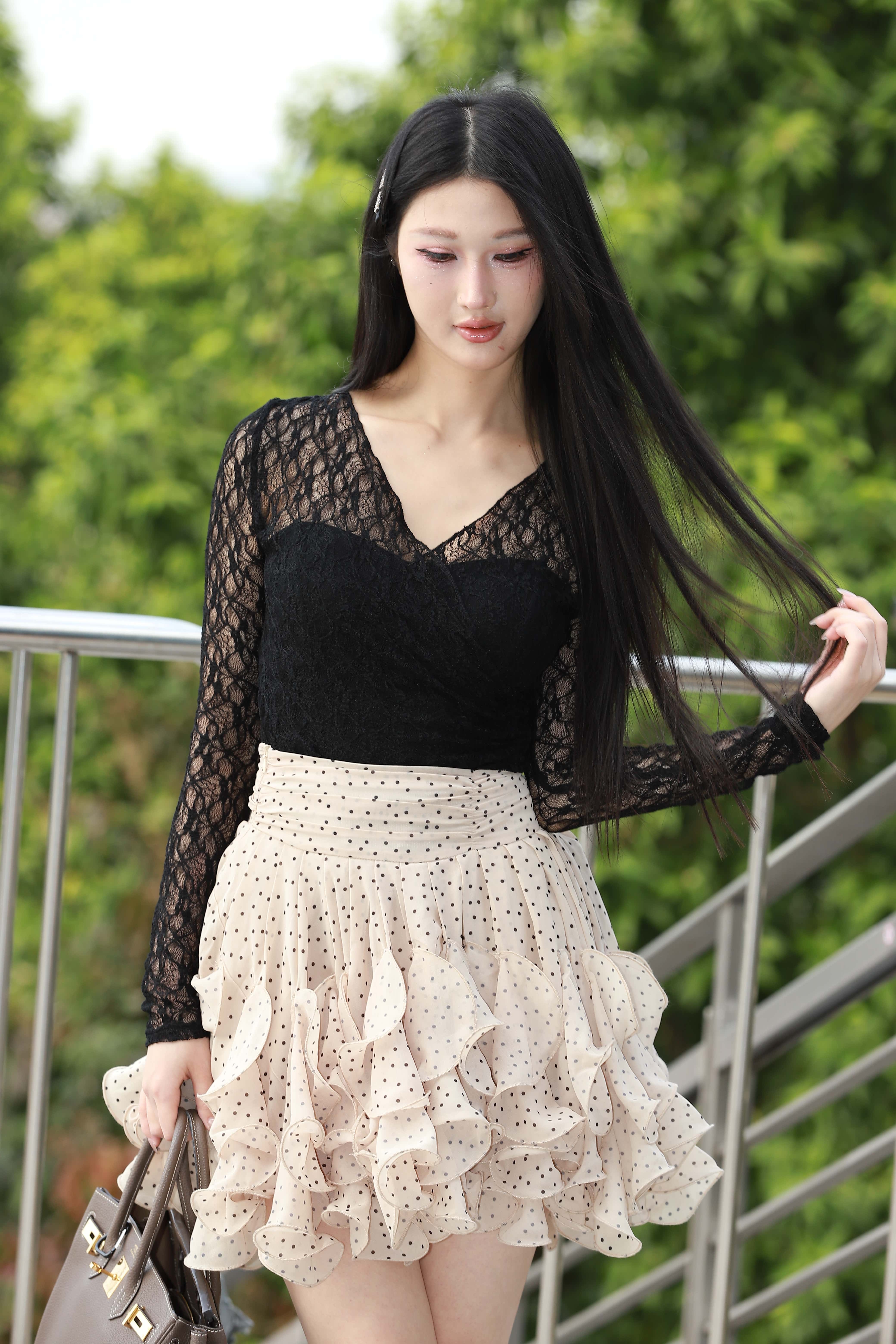 No.9962 美腿网红小姐姐夏溪 [97P-706MB]