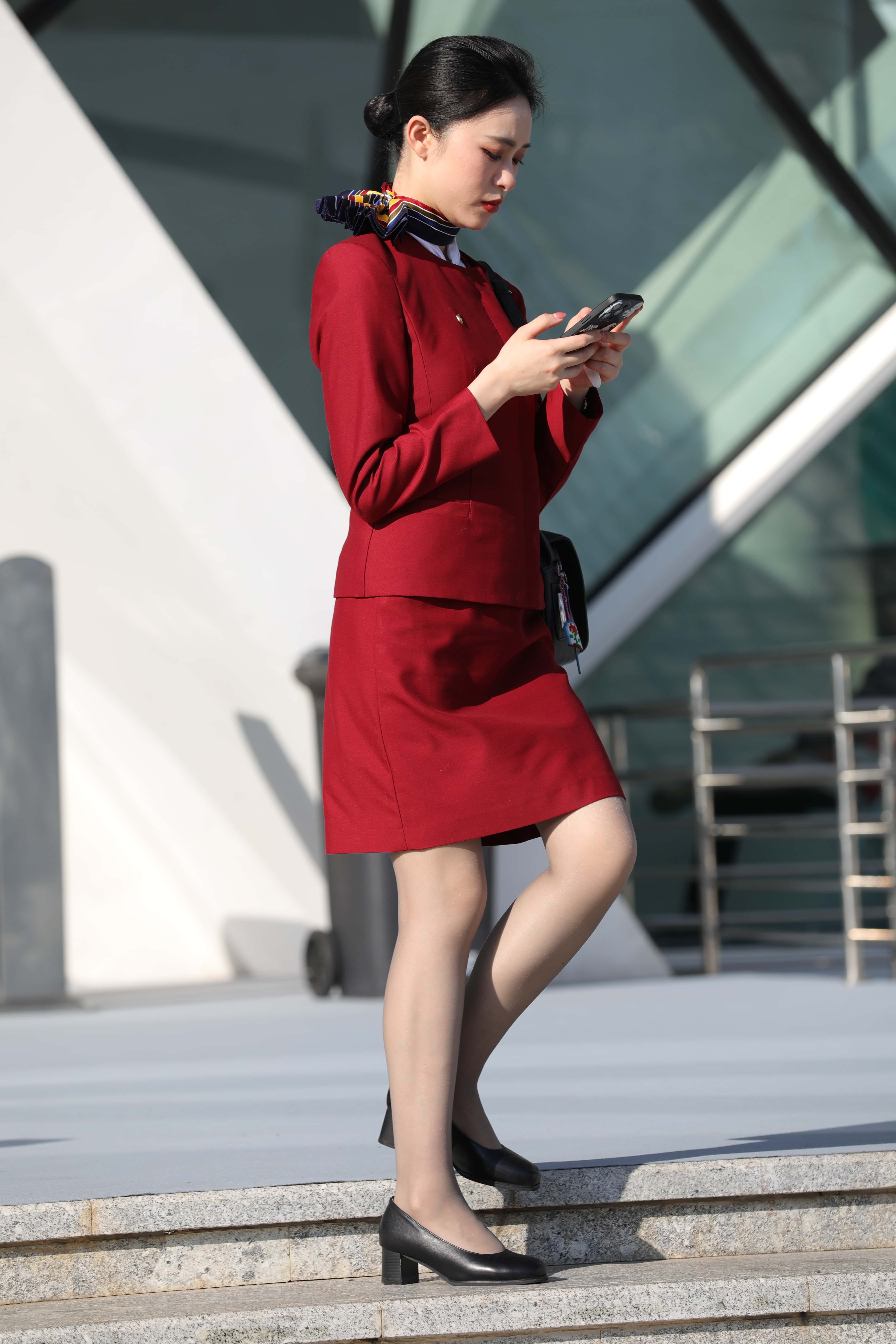 GS-X954 国航灰丝轻熟性感空姐 【100P 768M】