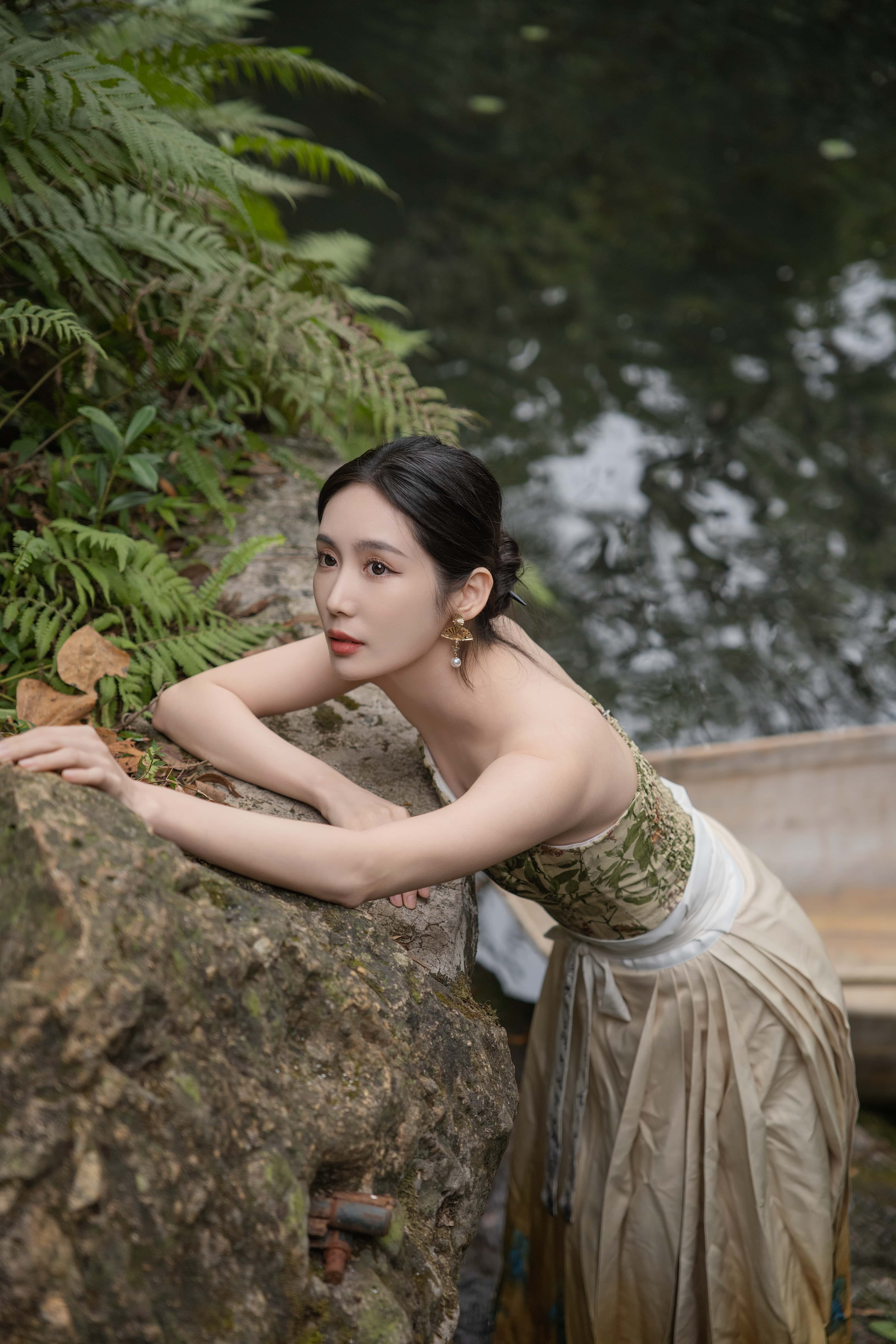 GS-Y0300 翠裳雅韵 山阴 [32P-650MB]