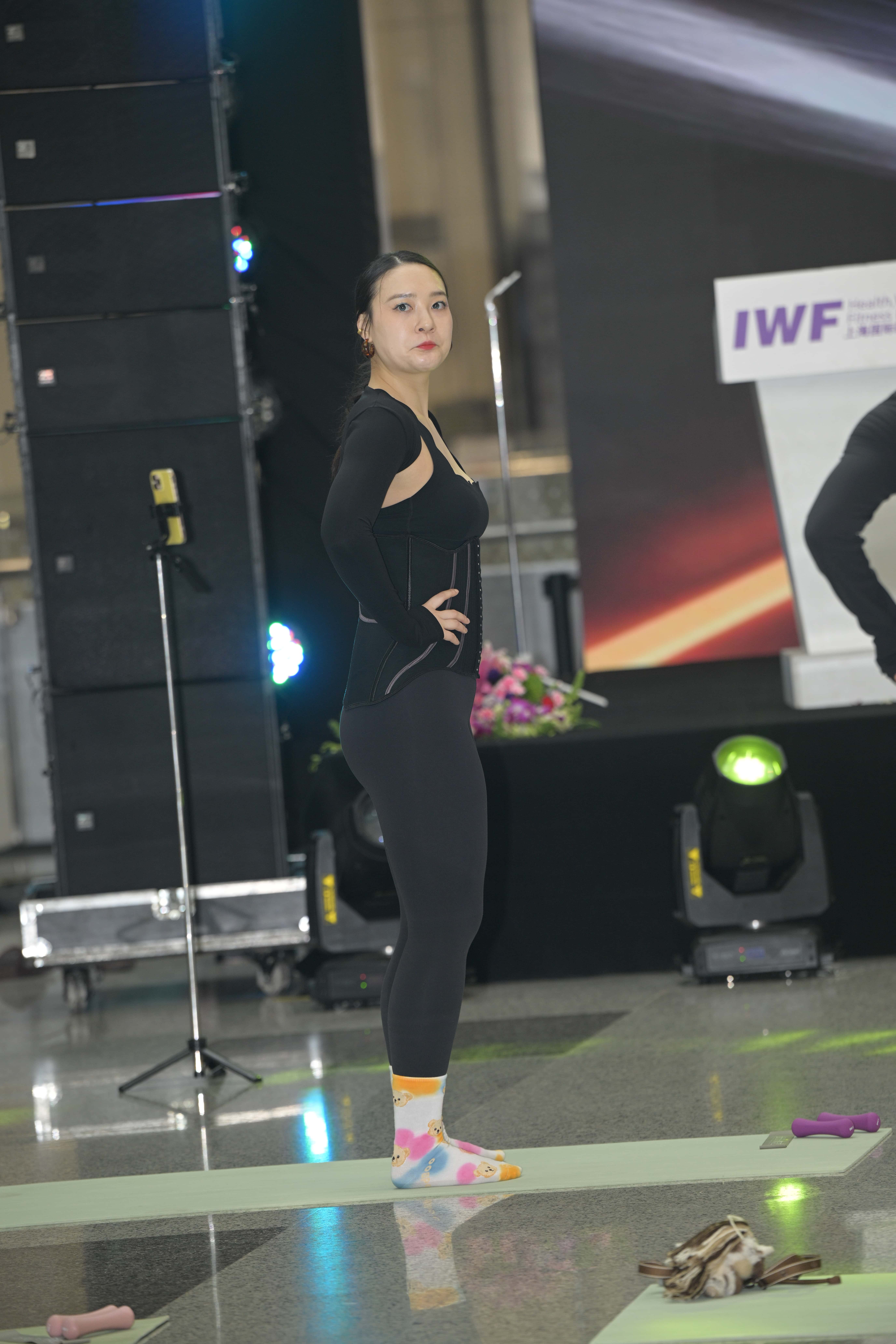 GS-T985 优雅知性 【208P 4.94G】