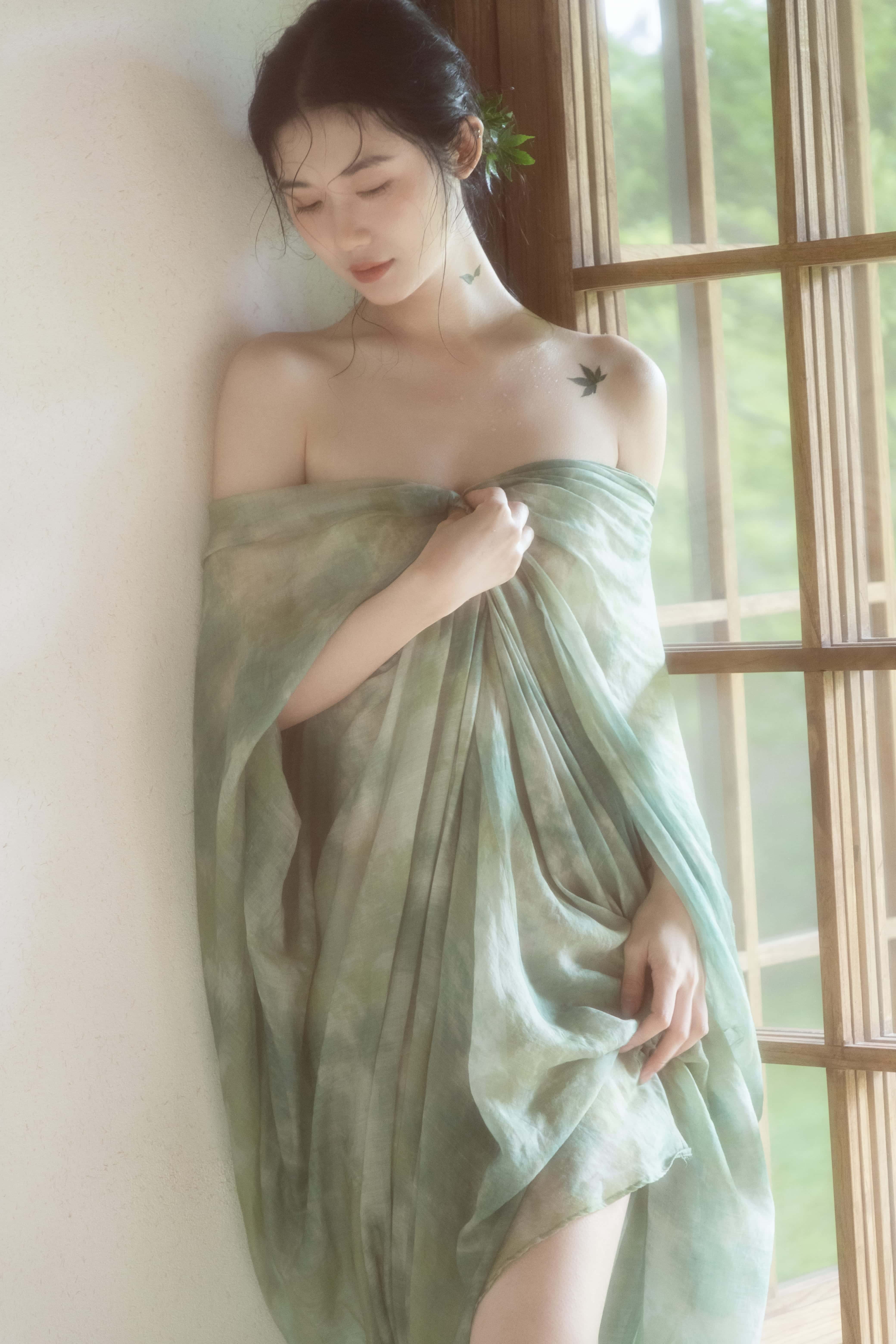 GS-Y0288 竹林、少女和新中式 费里妮妮 [18P-388MB]