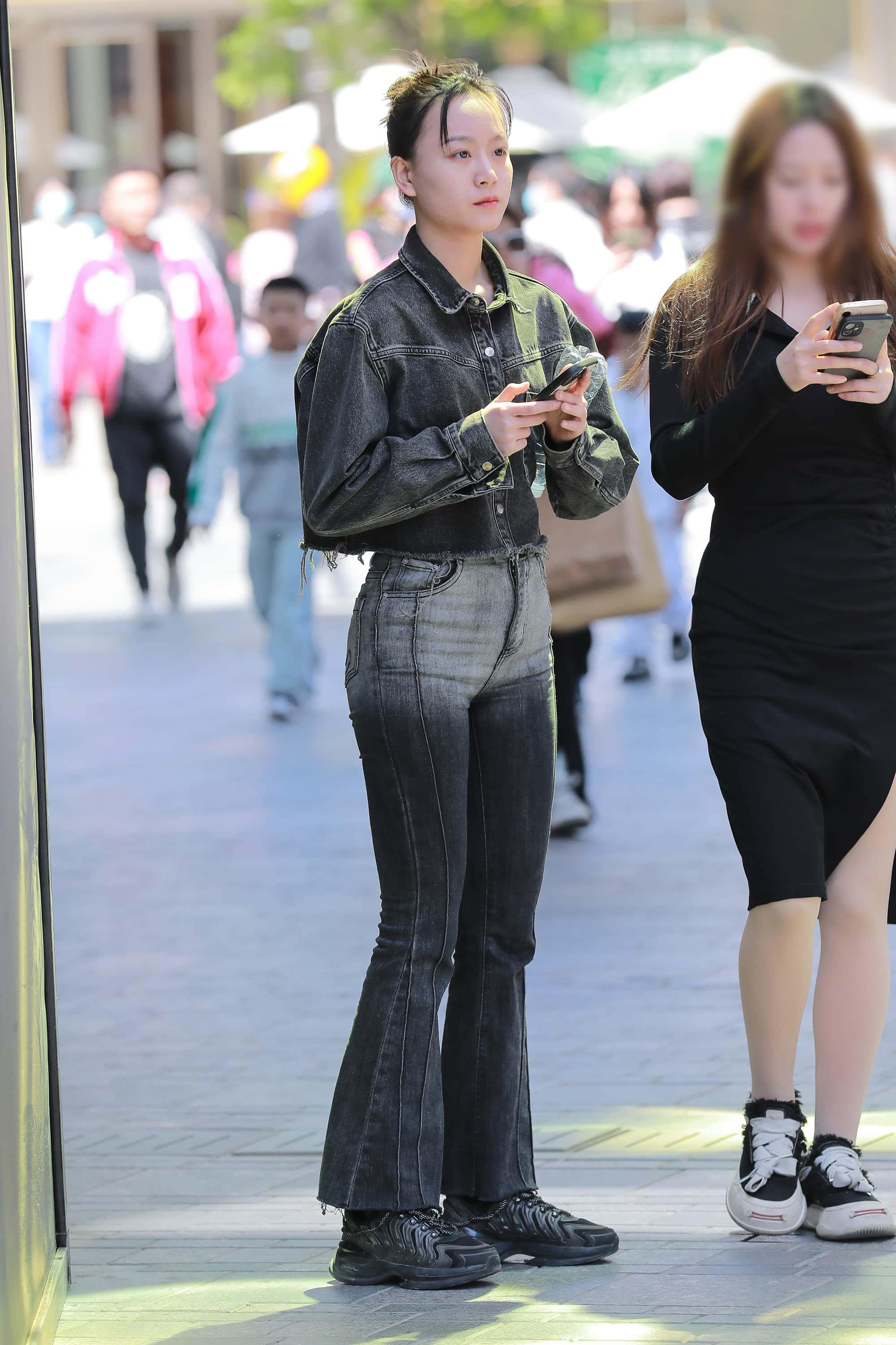 GS-X955 灰色牛仔裤美女 【84P 1.2G】