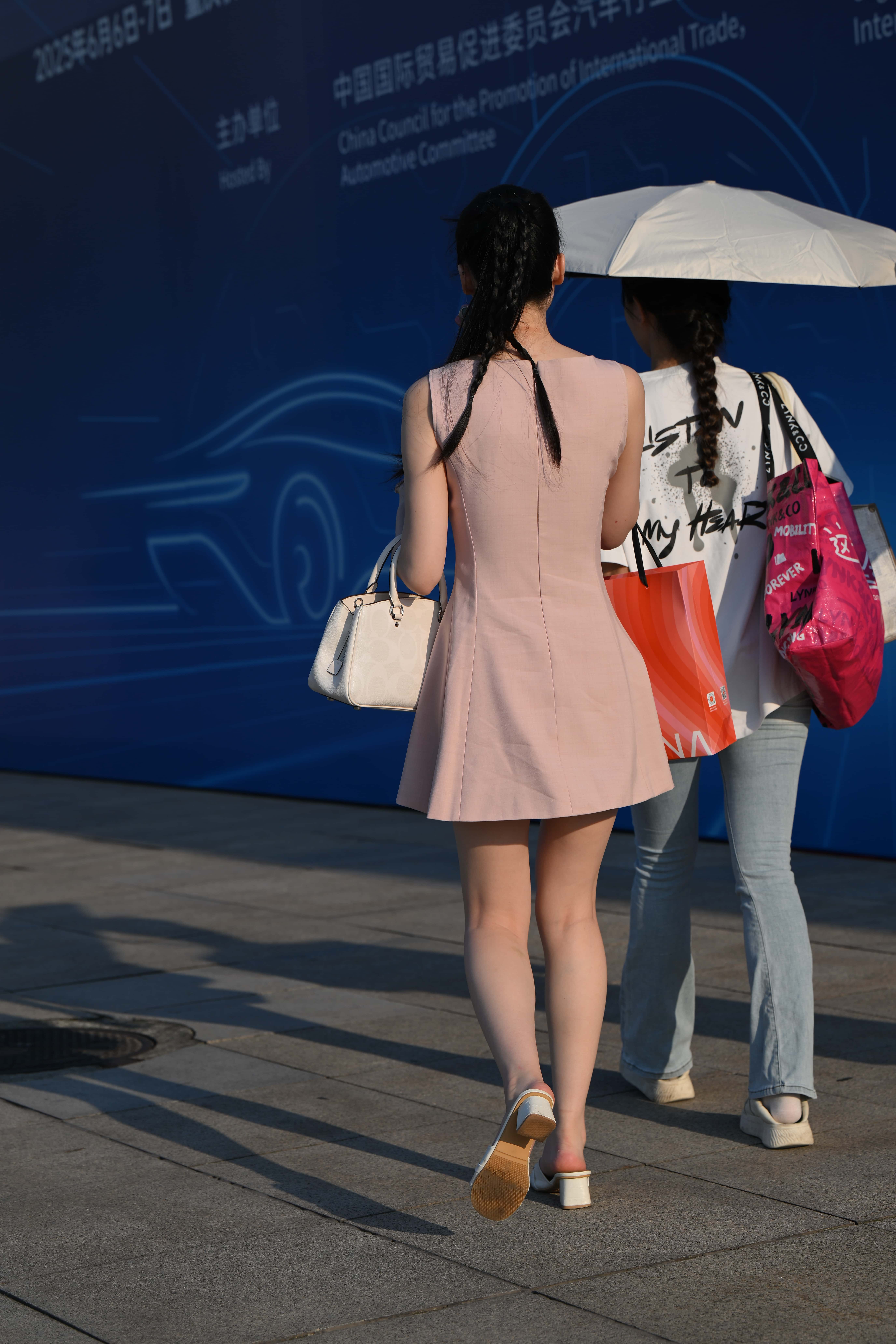 GS-X993 优雅知性-凉拖-粉嫩脚板底 【55P 958M】