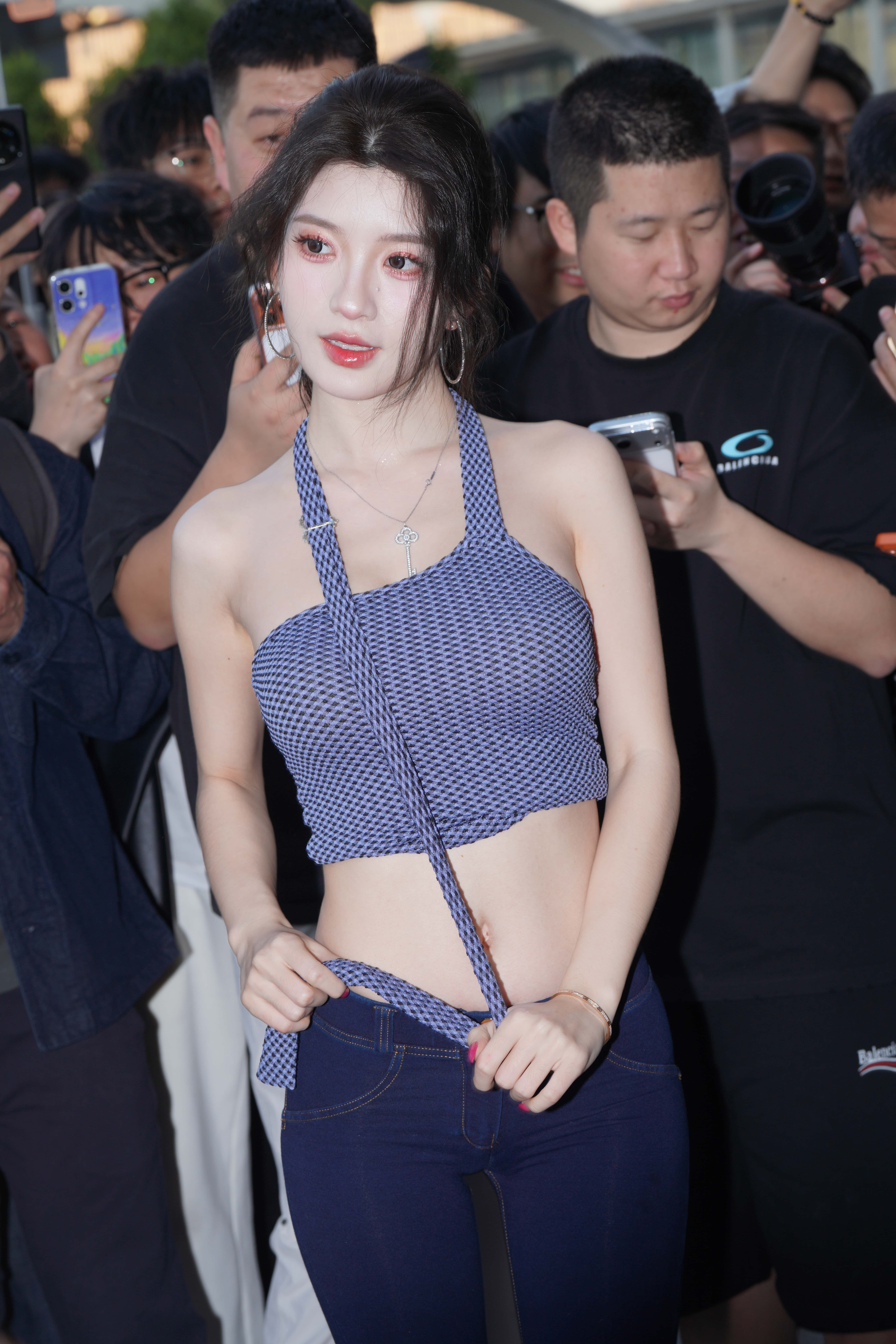 GS-T948 紧牛裤里丝网红-BB酱  【213P  3.00G】